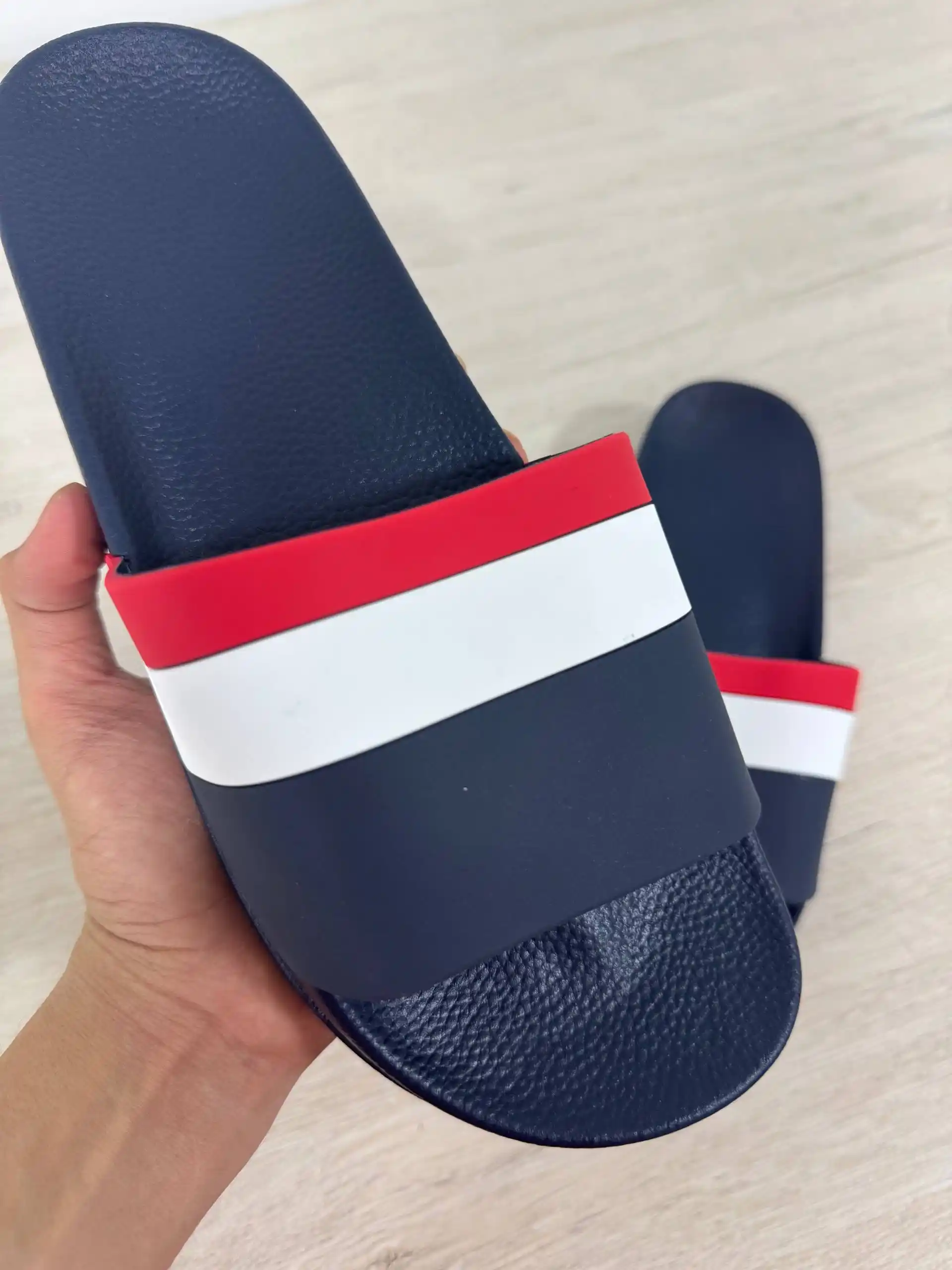 Erkaklar shippaklari, yoz mavsumi uchun, yengil, ko‘cha, uyda, sayohatlar uchun