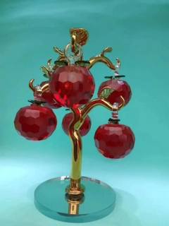 Красный