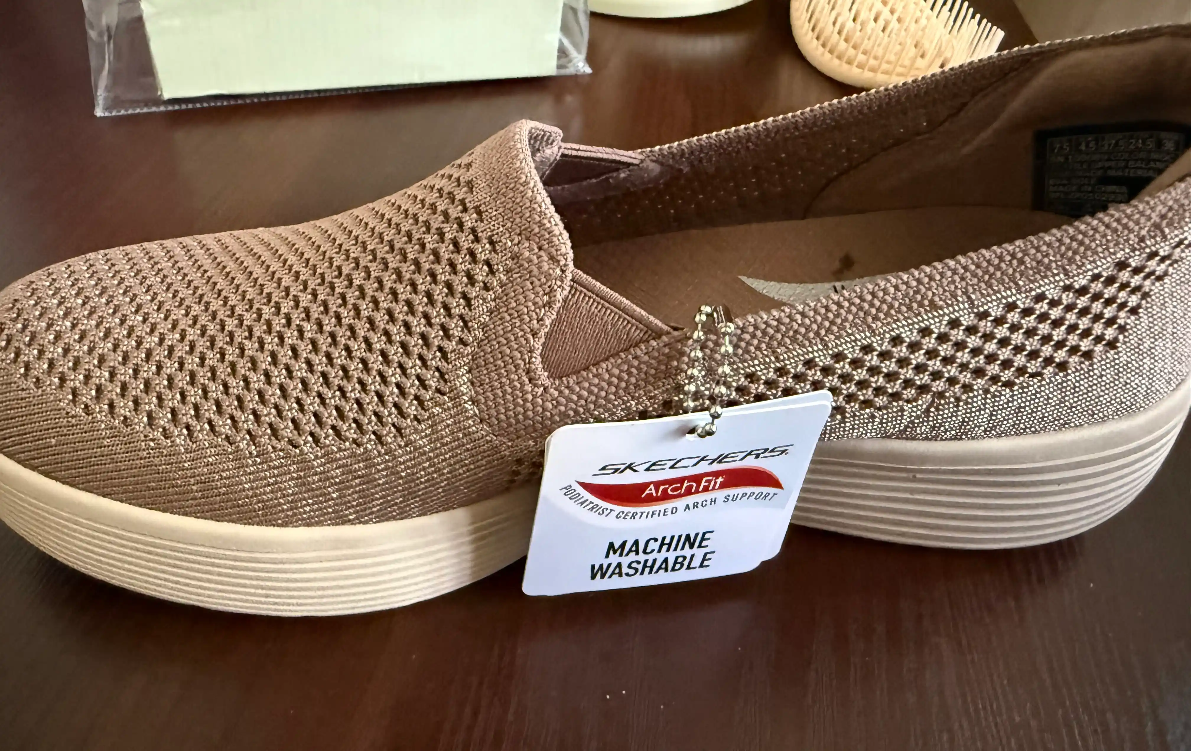 Слипоны женские Skechers Arch Fit Laguna - Adore Her без шнурков, стирка в машине