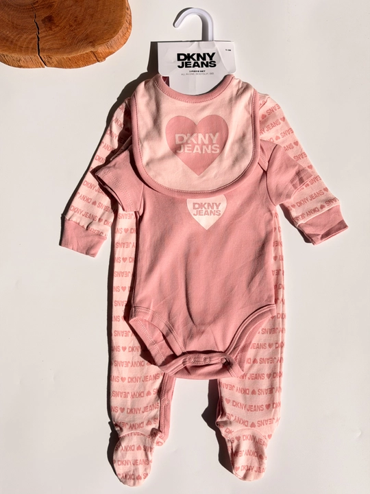 Комплект для новорожденных DKNY Jeans 3 в 1, боди, ползунки и нагрудник, newborn baby set