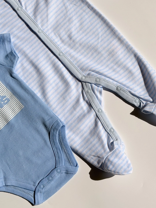 Комплект для новорожденных DKNY Jeans 3 в 1, боди, ползунки и нагрудник, newborn baby set