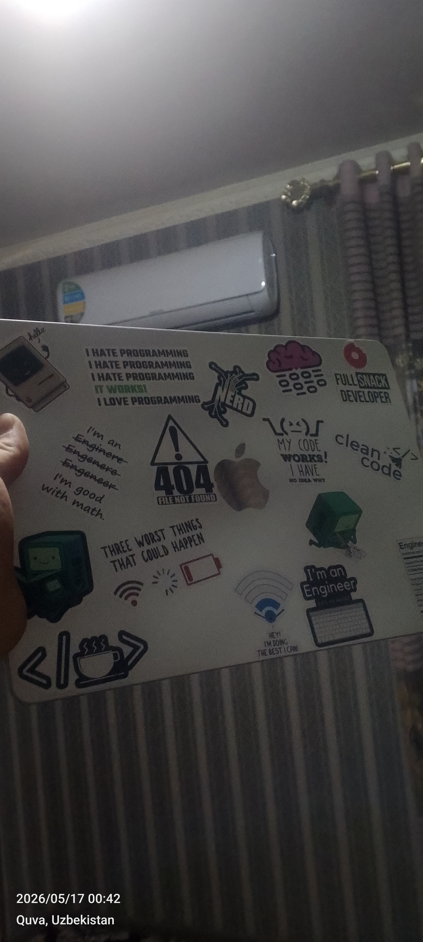 Nakleykalar "Cyberpunk, IT, xakerlar, o'yinlar, Minecraft" telefon, kompyuterlar uchun