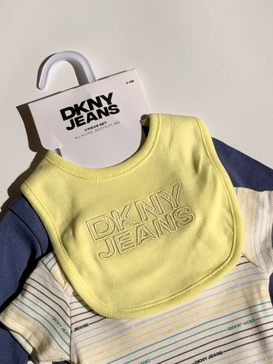 Комплект для новорожденных DKNY Jeans 3 в 1, боди, ползунки и нагрудник, newborn baby set