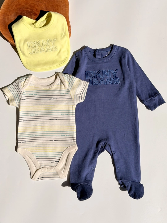 Комплект для новорожденных DKNY Jeans 3 в 1, боди, ползунки и нагрудник, newborn baby set
