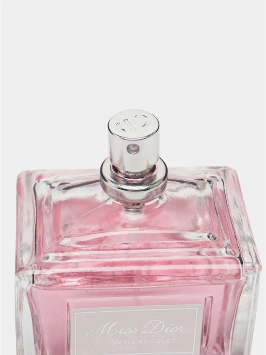 Парфюмированная вода для женщин Miss Dior Blooming Bouquet в пробнике 100 мл