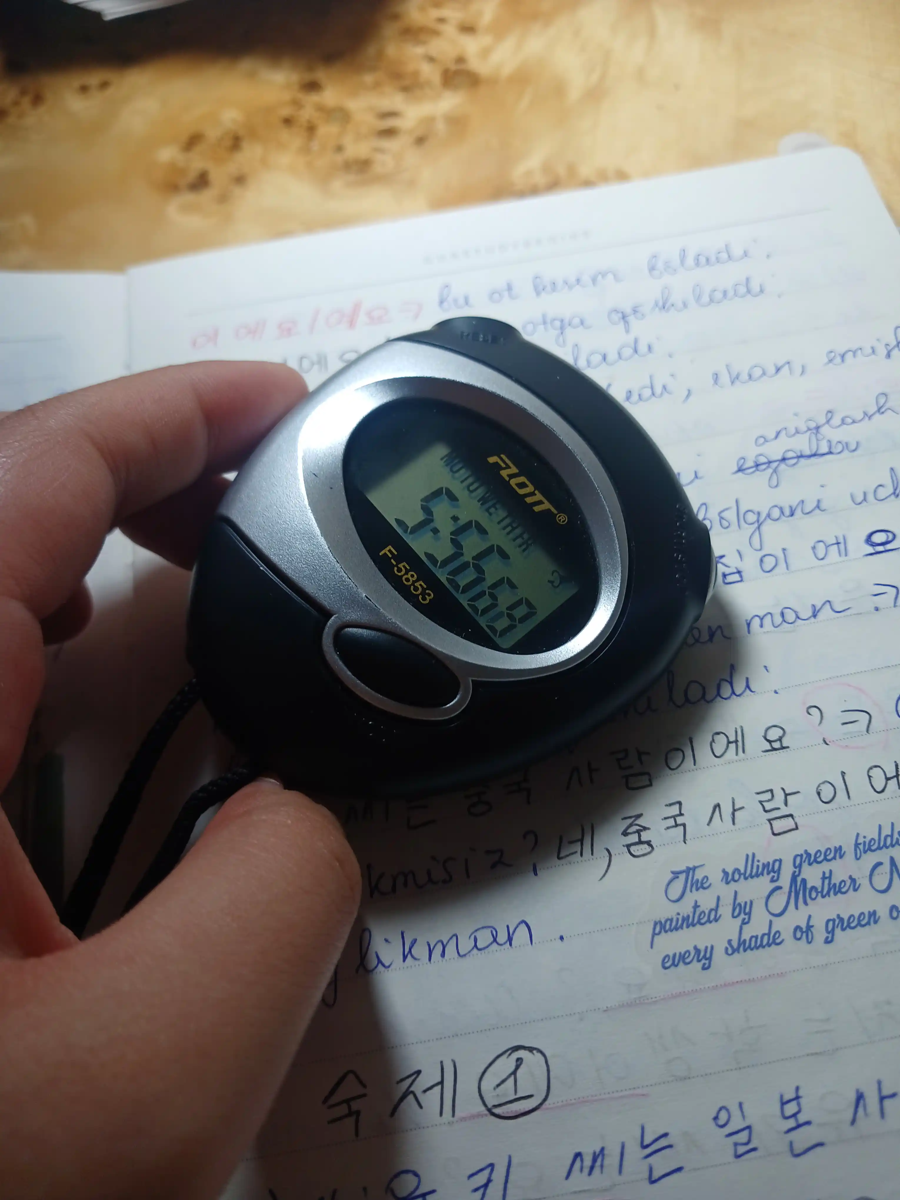 Elektron sekundomer Flott, sport maqsadlari uchun qo'llanma