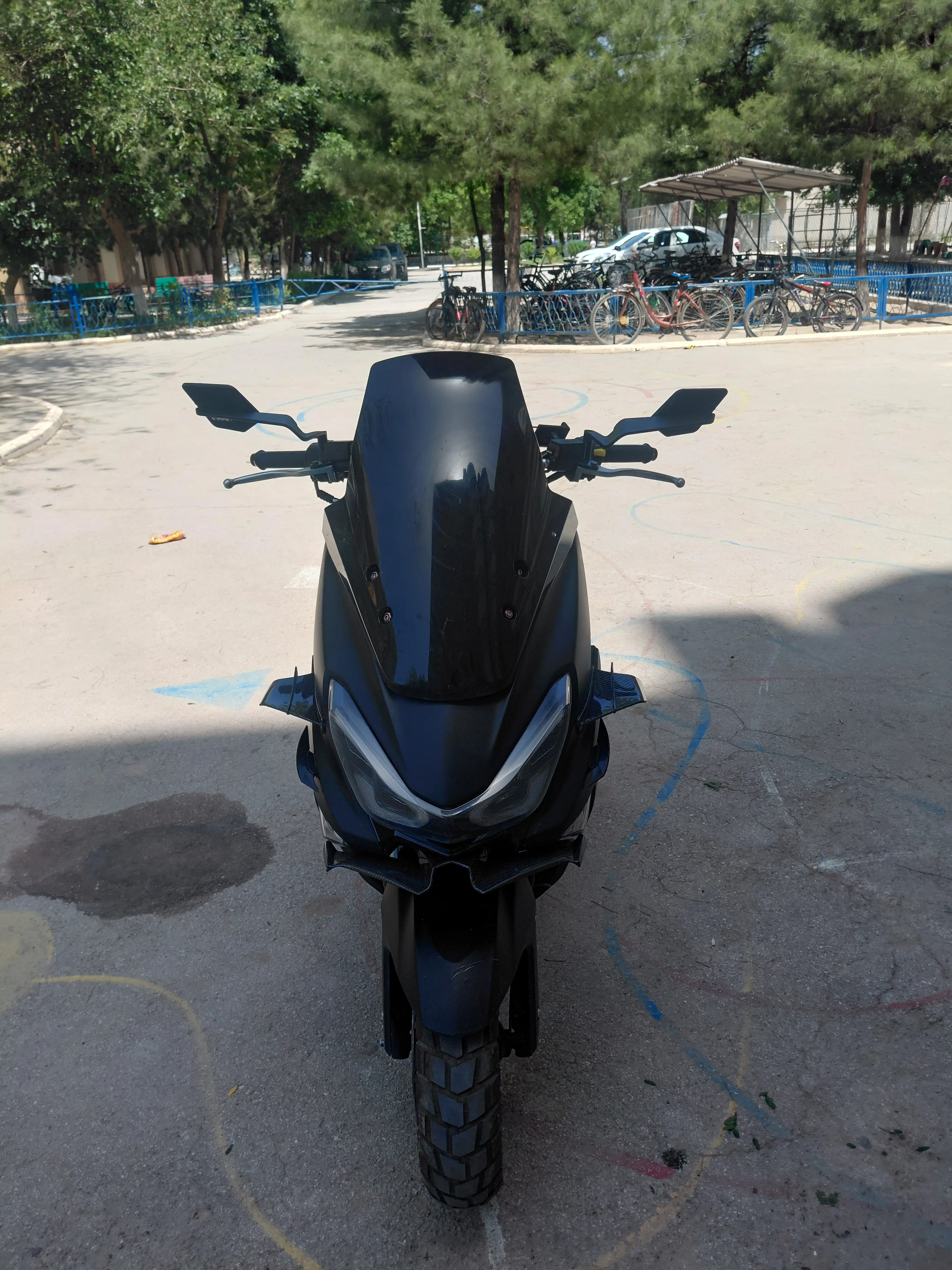 Mototsikl va skuter uchun universal orqa ko‘rish oynalari, 360° sozlanadi