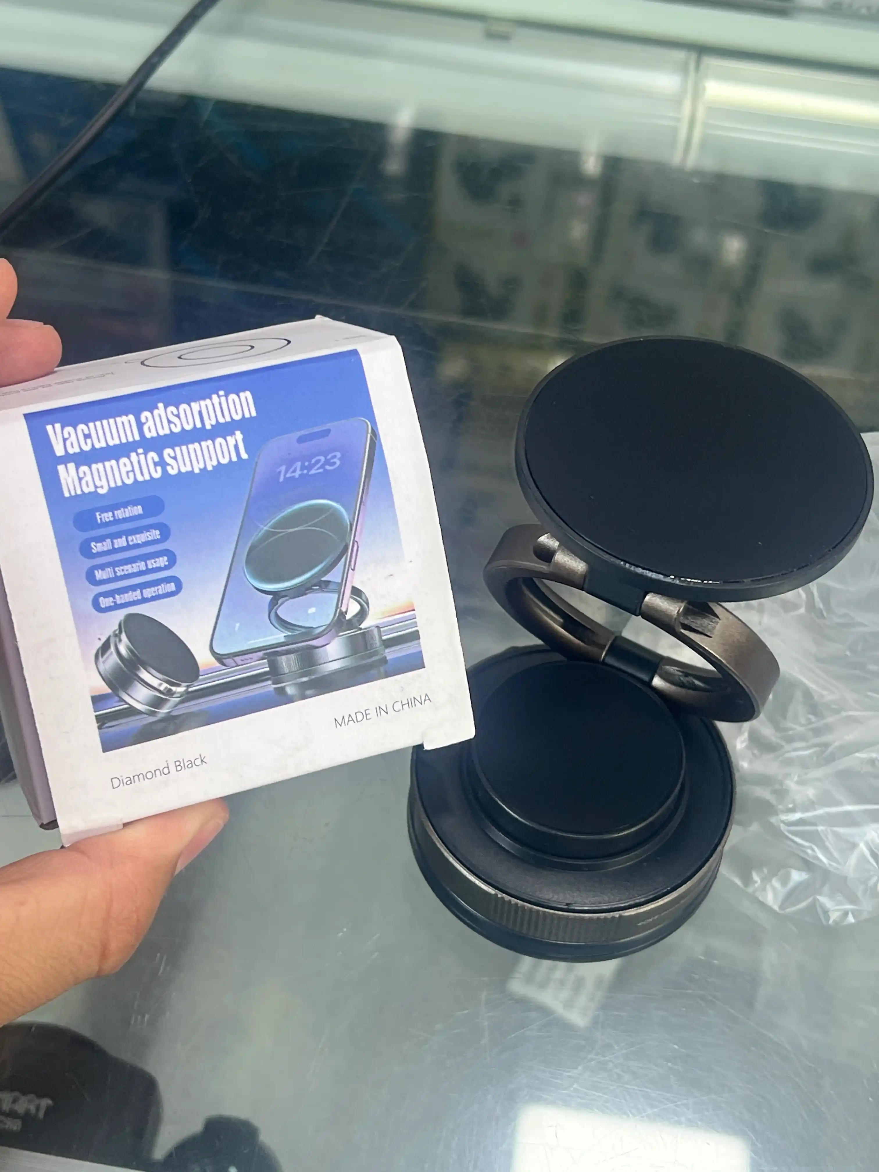 Avtomobil uchun magnit vakumli telefon ushlagichi Magsafe bilan, 360 darajali, prisoskali