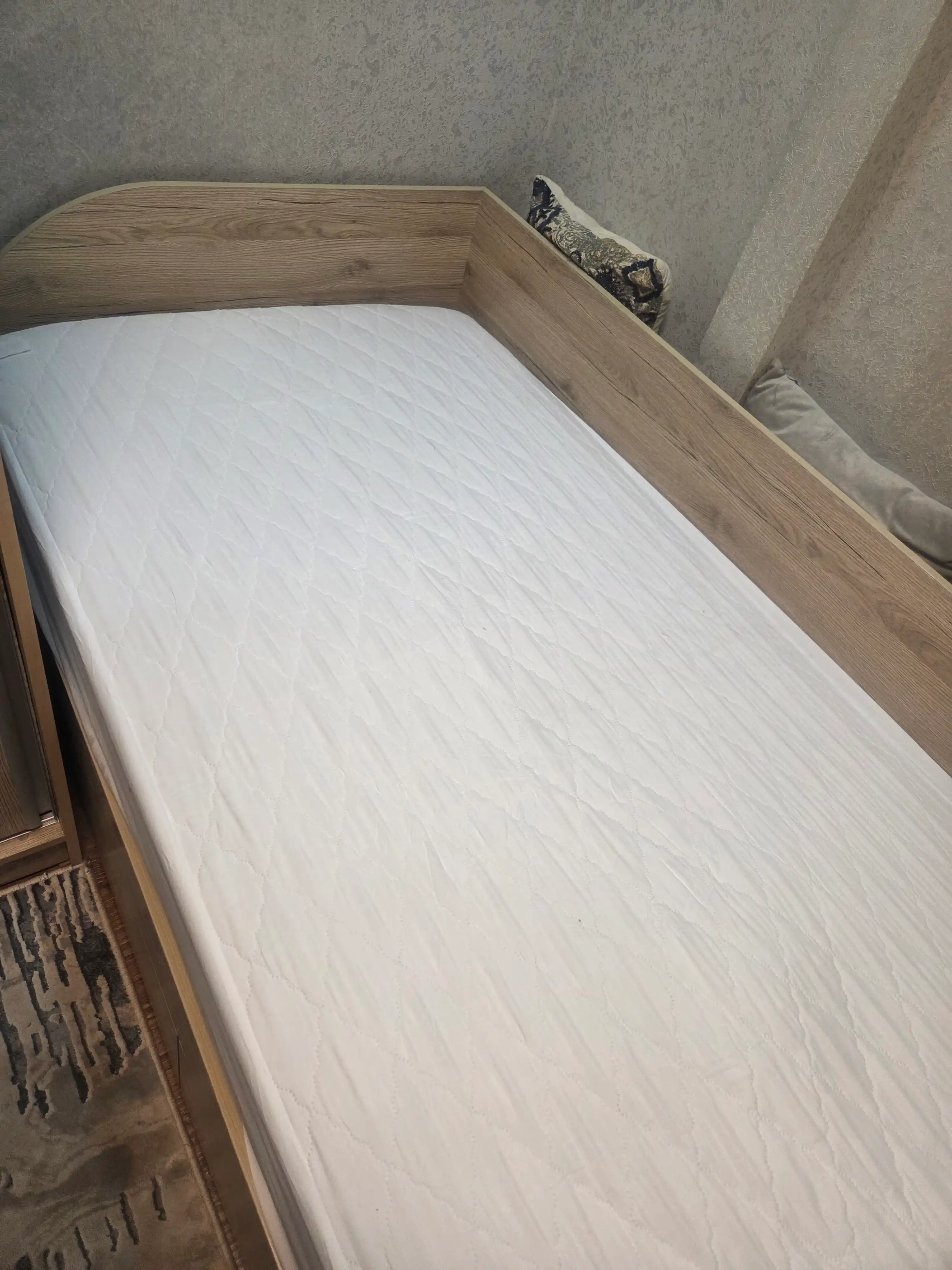 Наматрасник непромокаемый, с бортами, белый чехол на матрас, стеганный