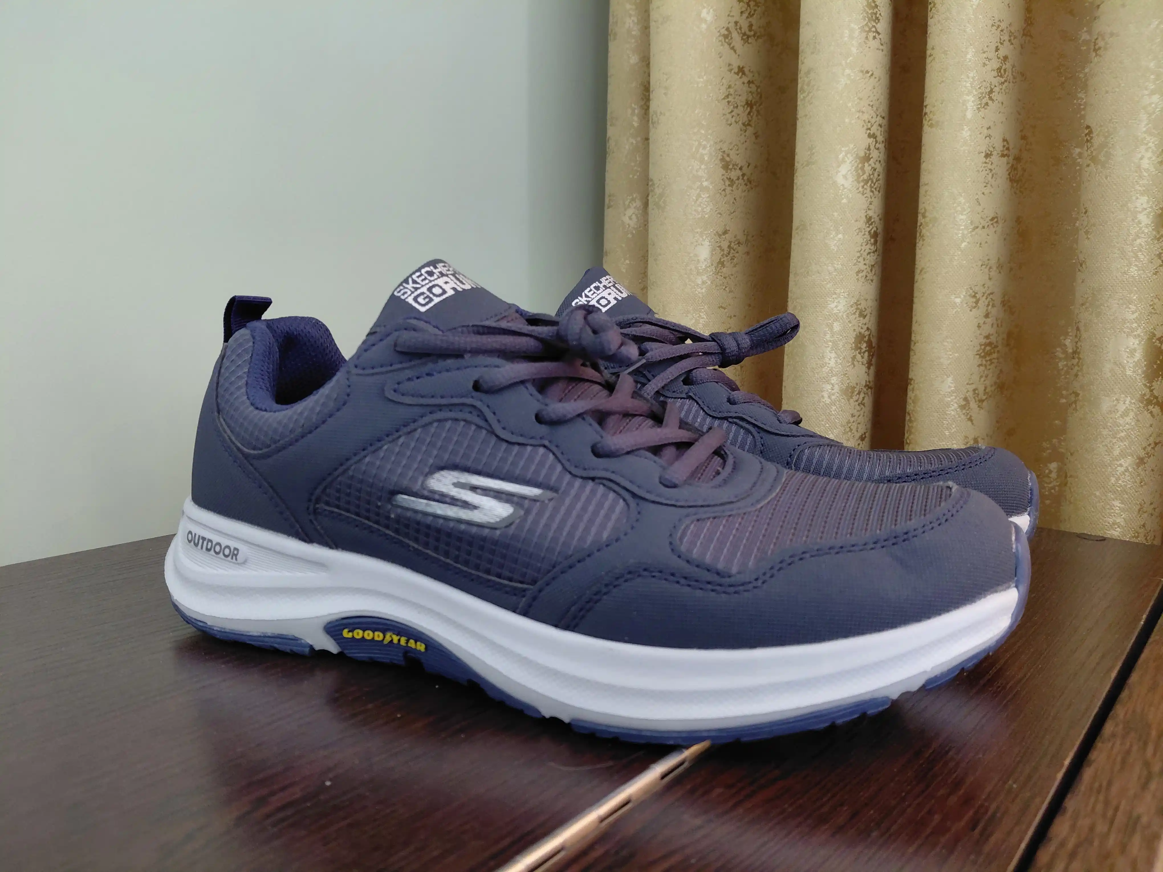 Мужские кроссовки GO RUN