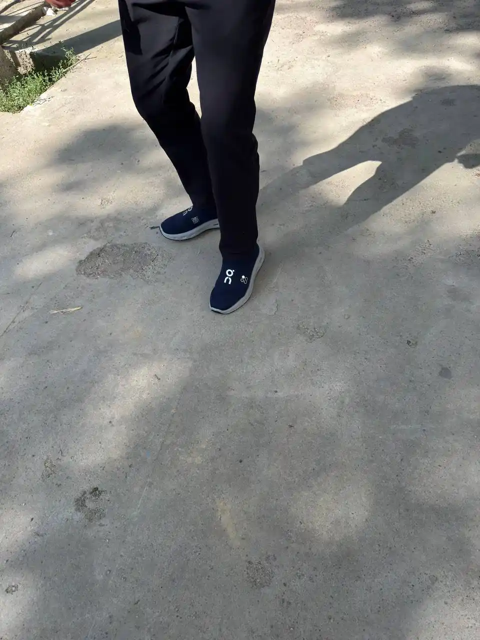 Erkaklar uchun yozgi krossovkalar, ipsiz yengil sliponlar, kundalik sport poyabzali