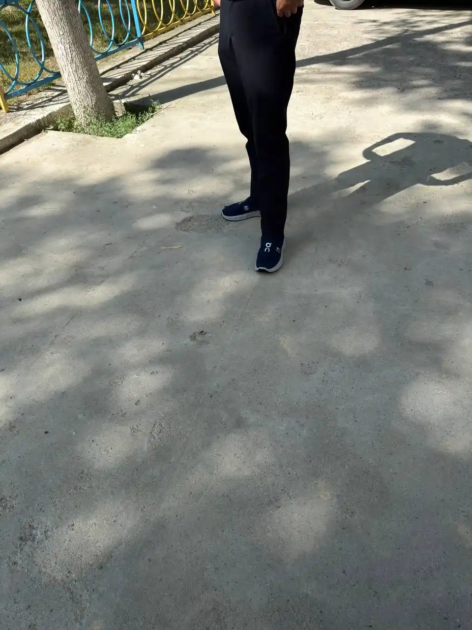 Erkaklar uchun yozgi krossovkalar, ipsiz yengil sliponlar, kundalik sport poyabzali