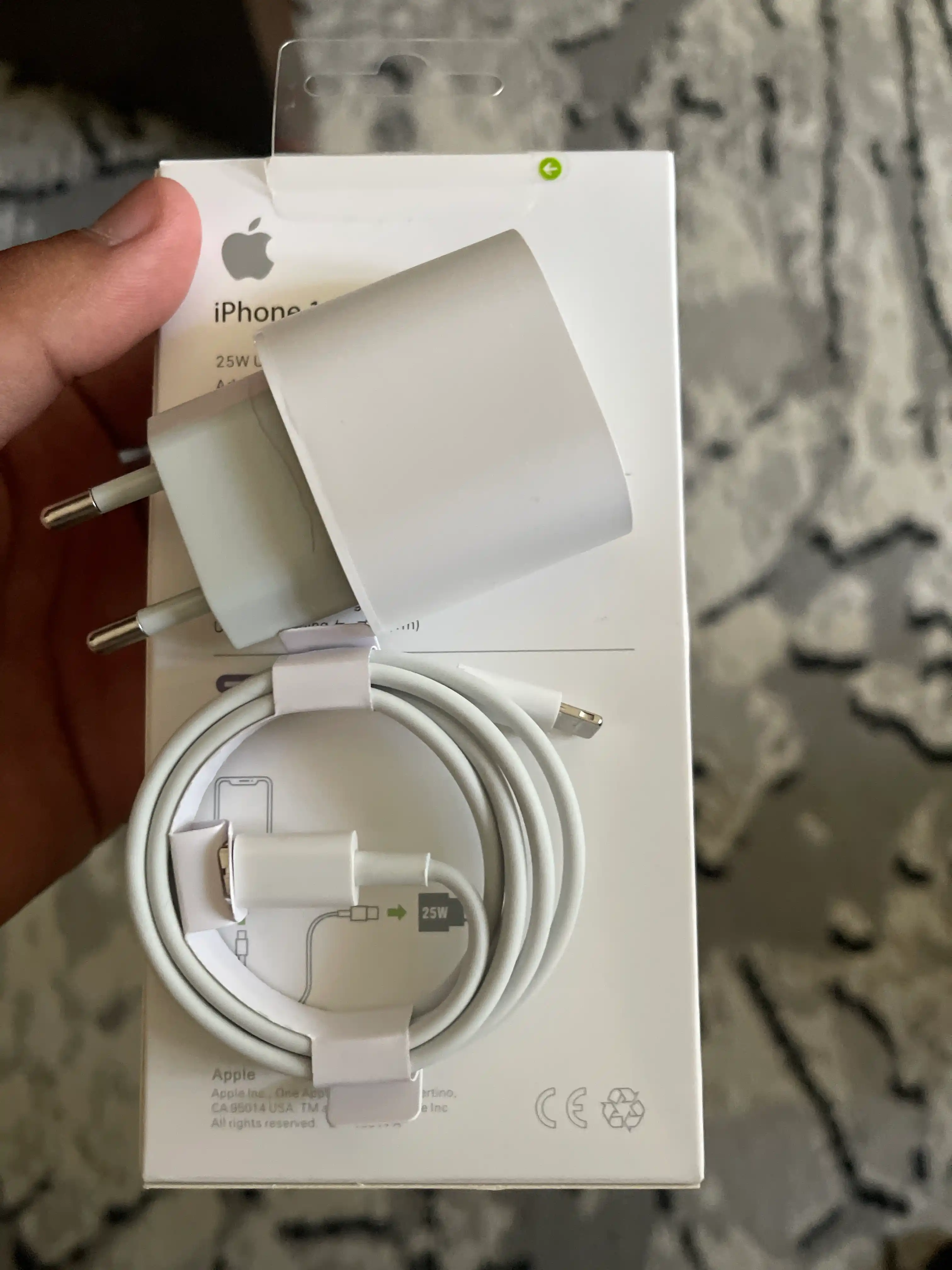 Зарядное устройство для iPhone, быстрая зарядка 20 Вт, с кабелем Type-C — Lightning
