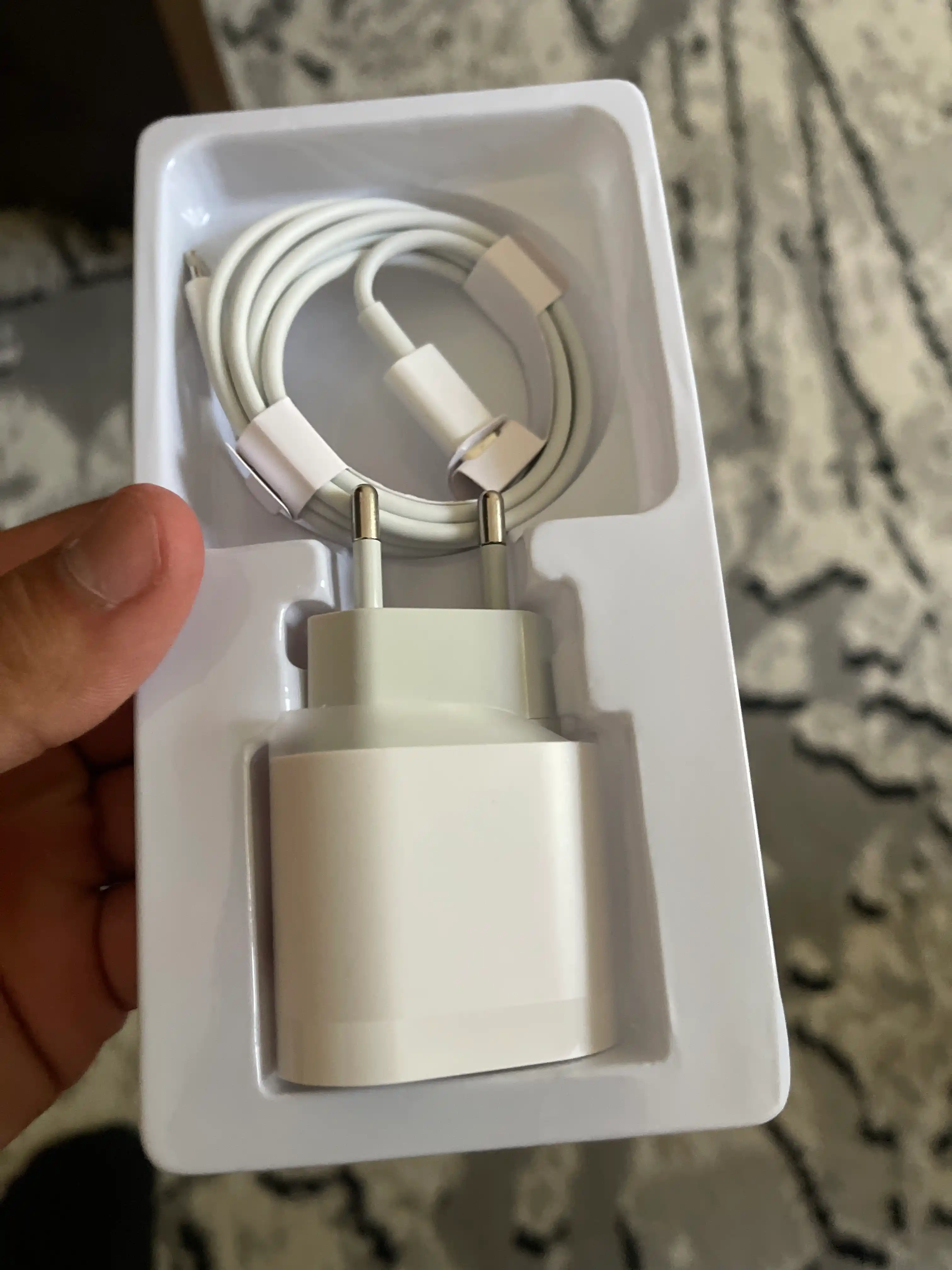 Зарядное устройство для iPhone, быстрая зарядка 20 Вт, с кабелем Type-C — Lightning
