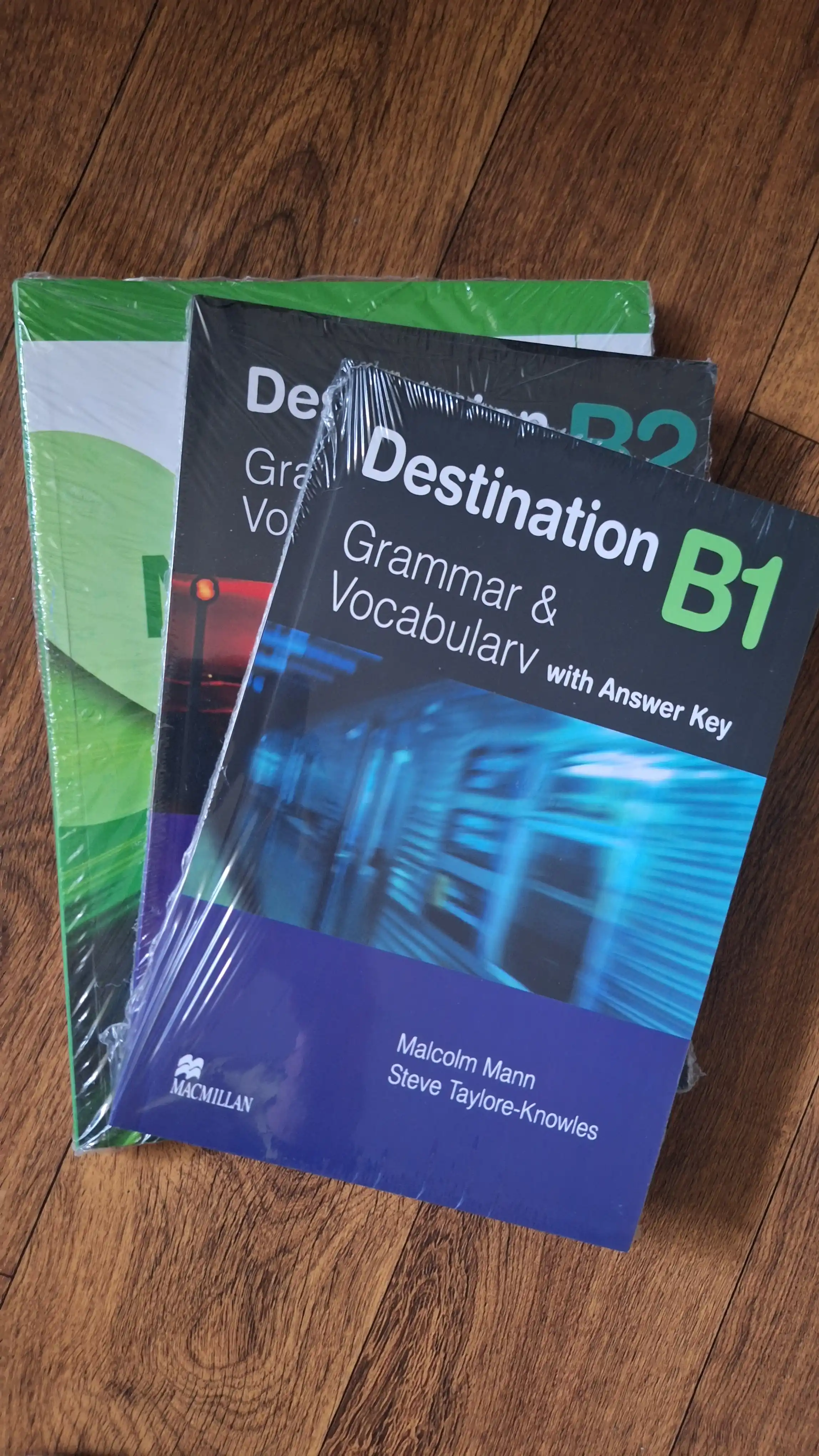Navigate Beginner, Elementary, Pre-intermediate, Intermediate, Upper-intermediate