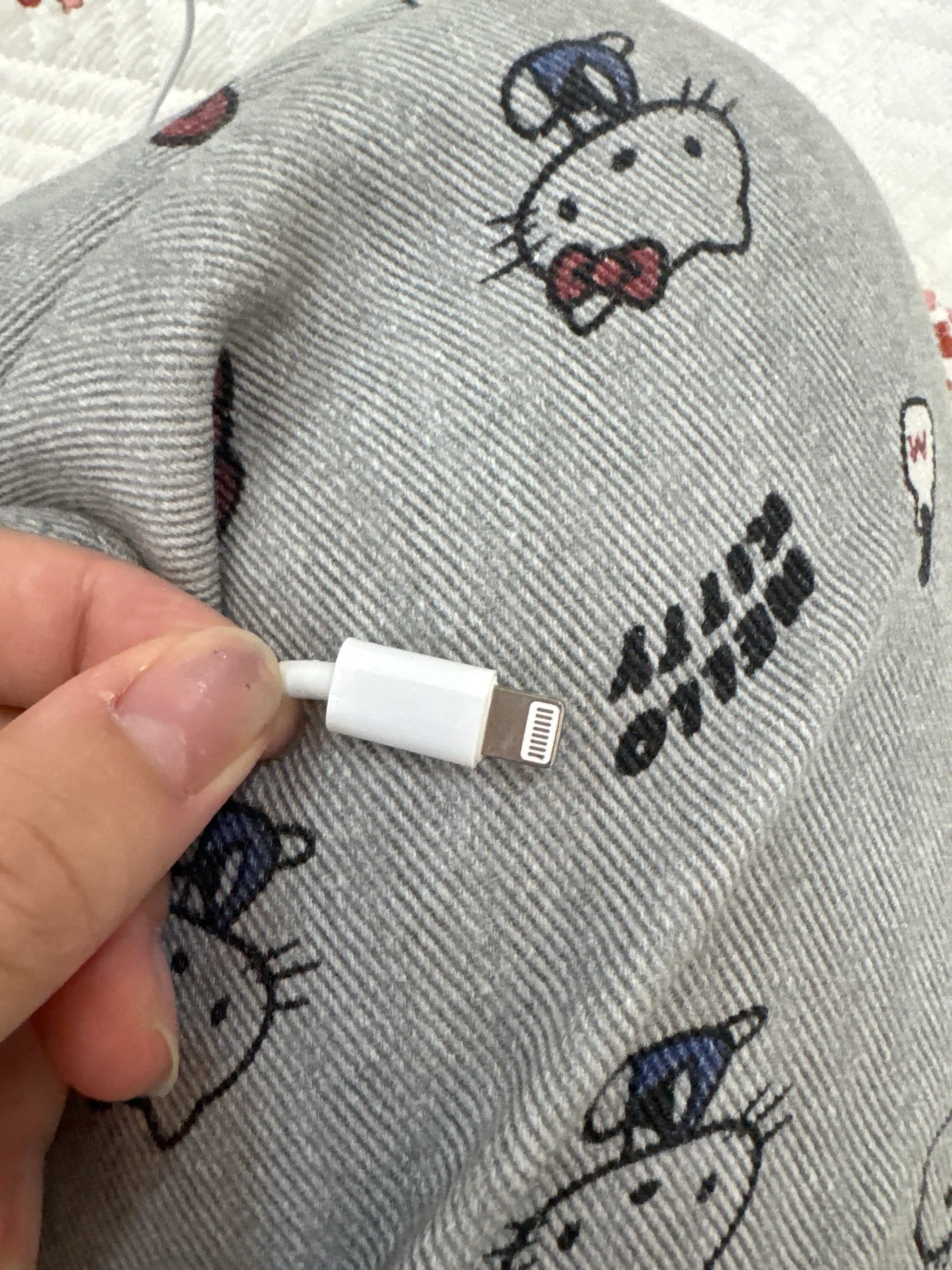 SIMLI iPhone quloqchinlari — Pop-Up mikrofon, Lightning kabel, tiniq ovoz