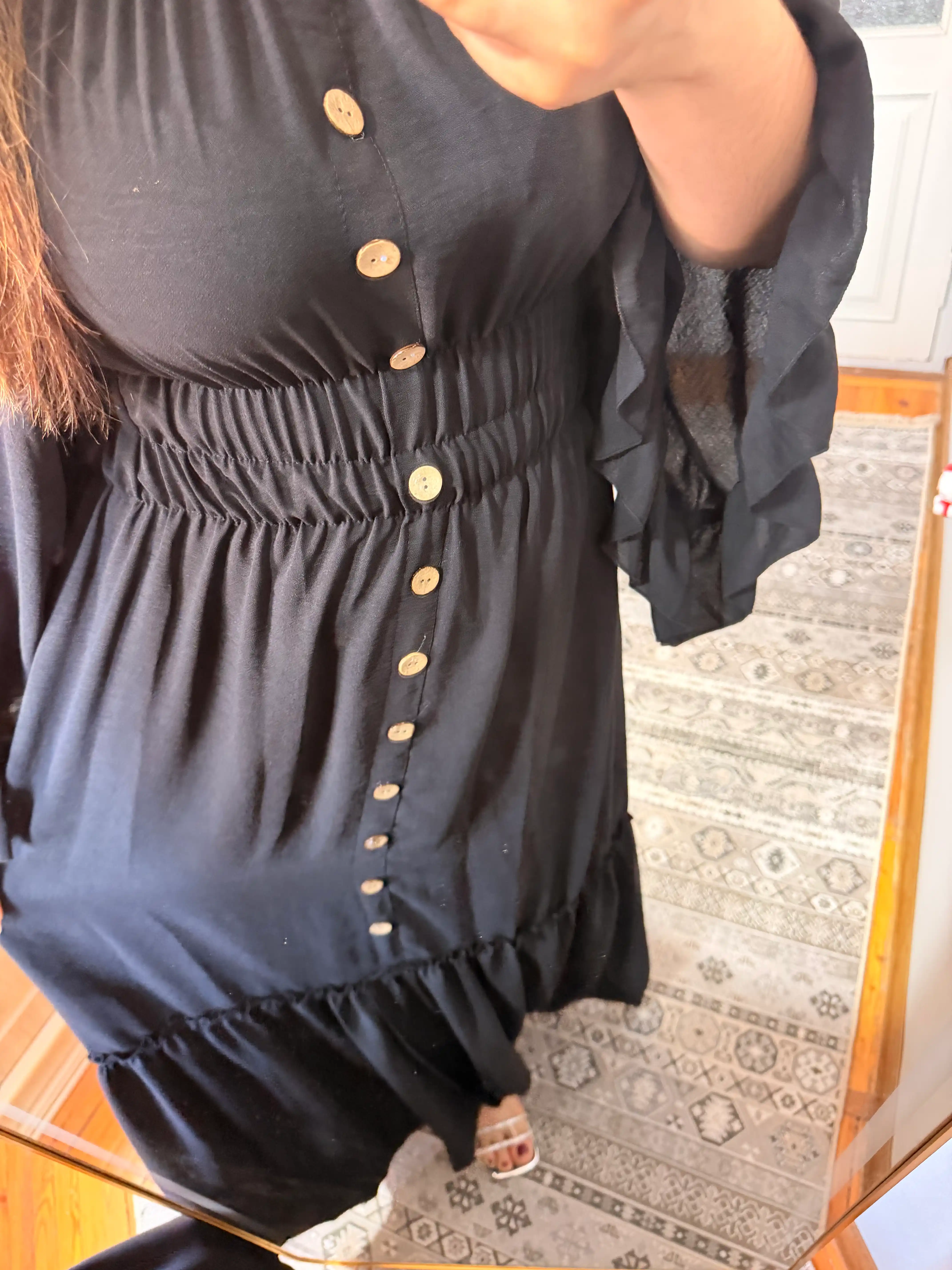 Dehqon ayolning uzun yengli, yengil va havoli libosi S M L XL o‘lchamiga mos keladi