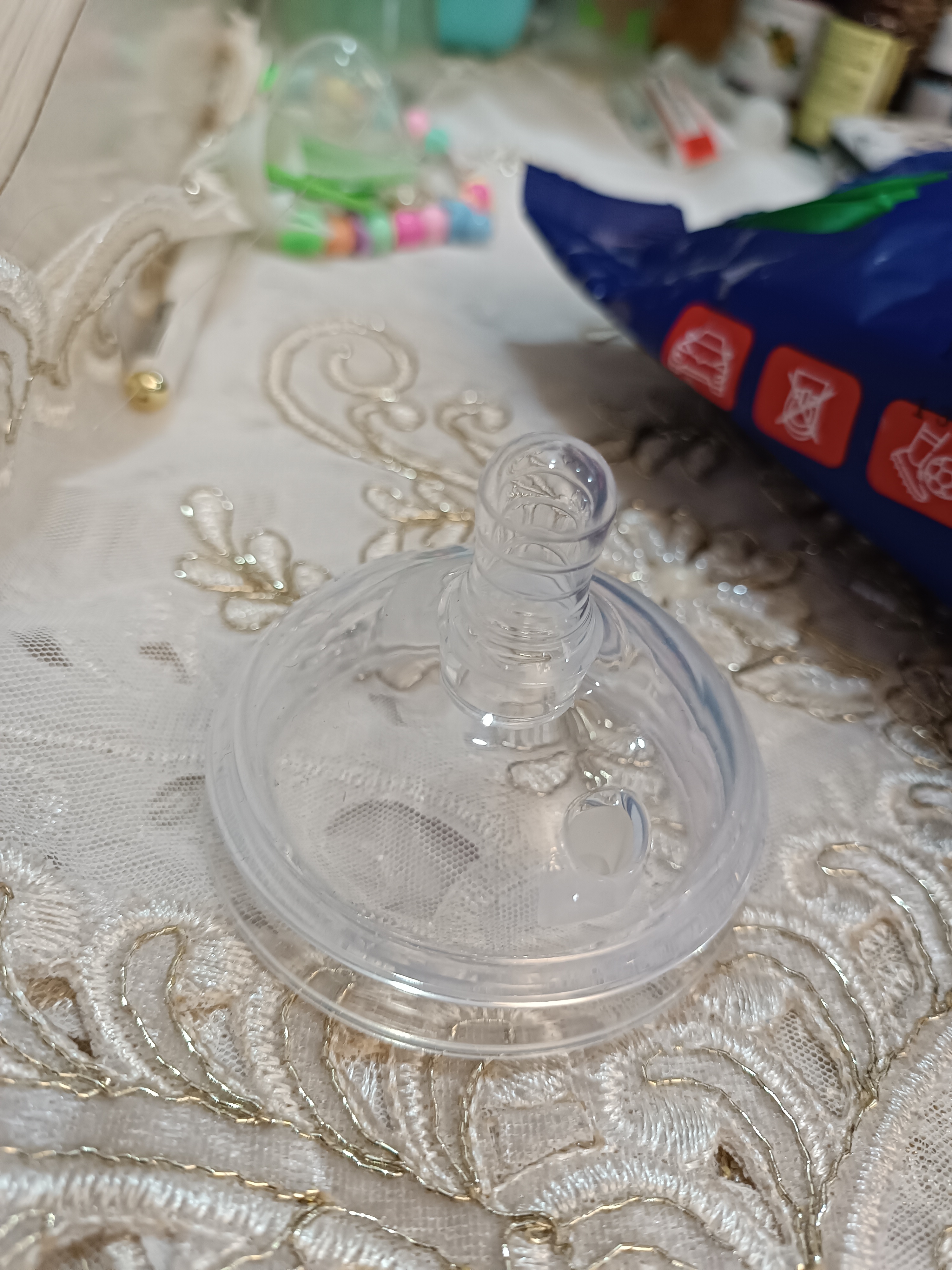 Keng bo‘g‘izli silikon butilka uchun so‘rg‘ich 0 oy + antikolikol, 150 ml-250 ml