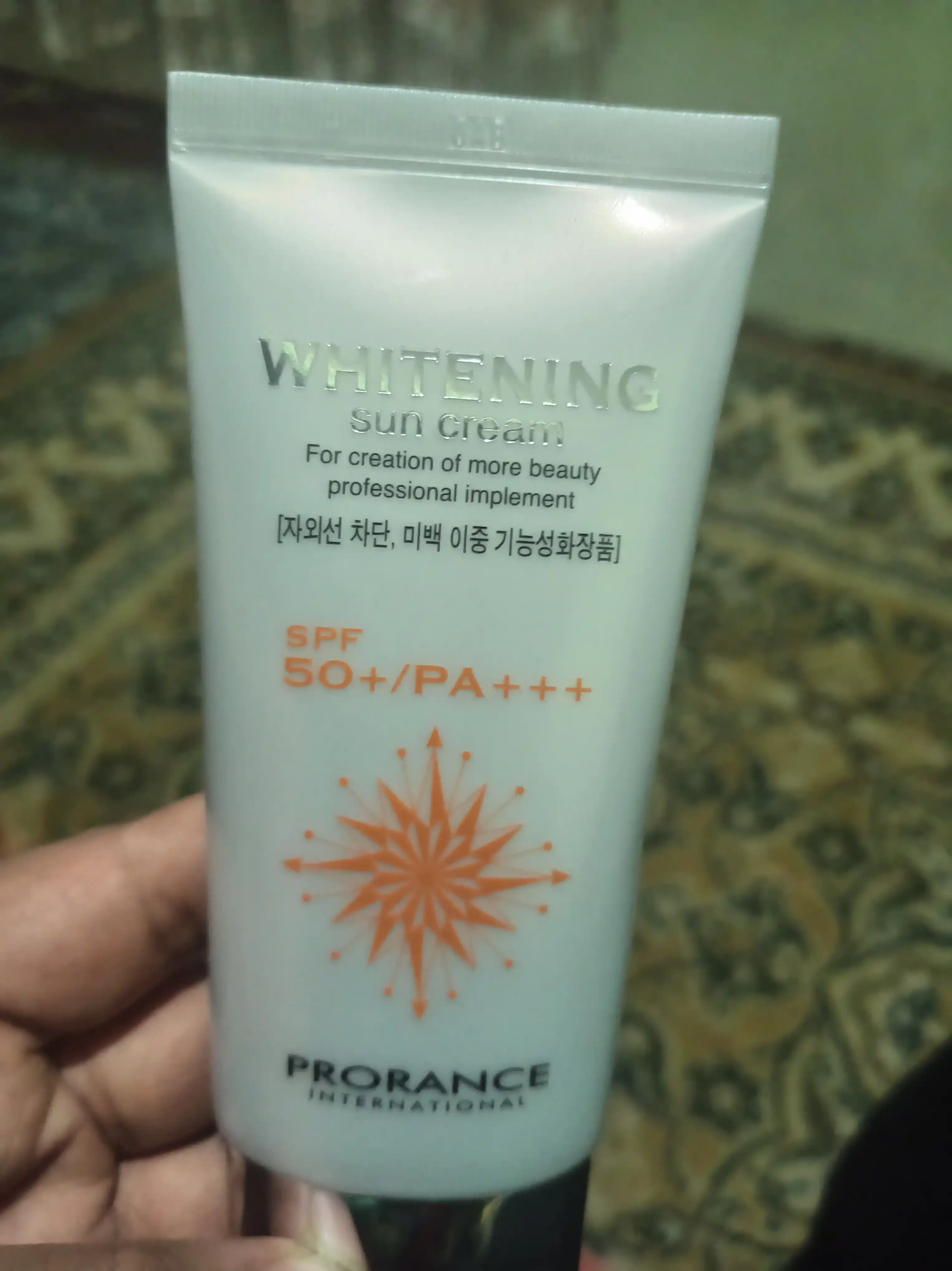 Quyoshdan himoya qiluvchi krem Prorance Whitening SPF 50+ PA+++, oqartiruvchi, 70 ml