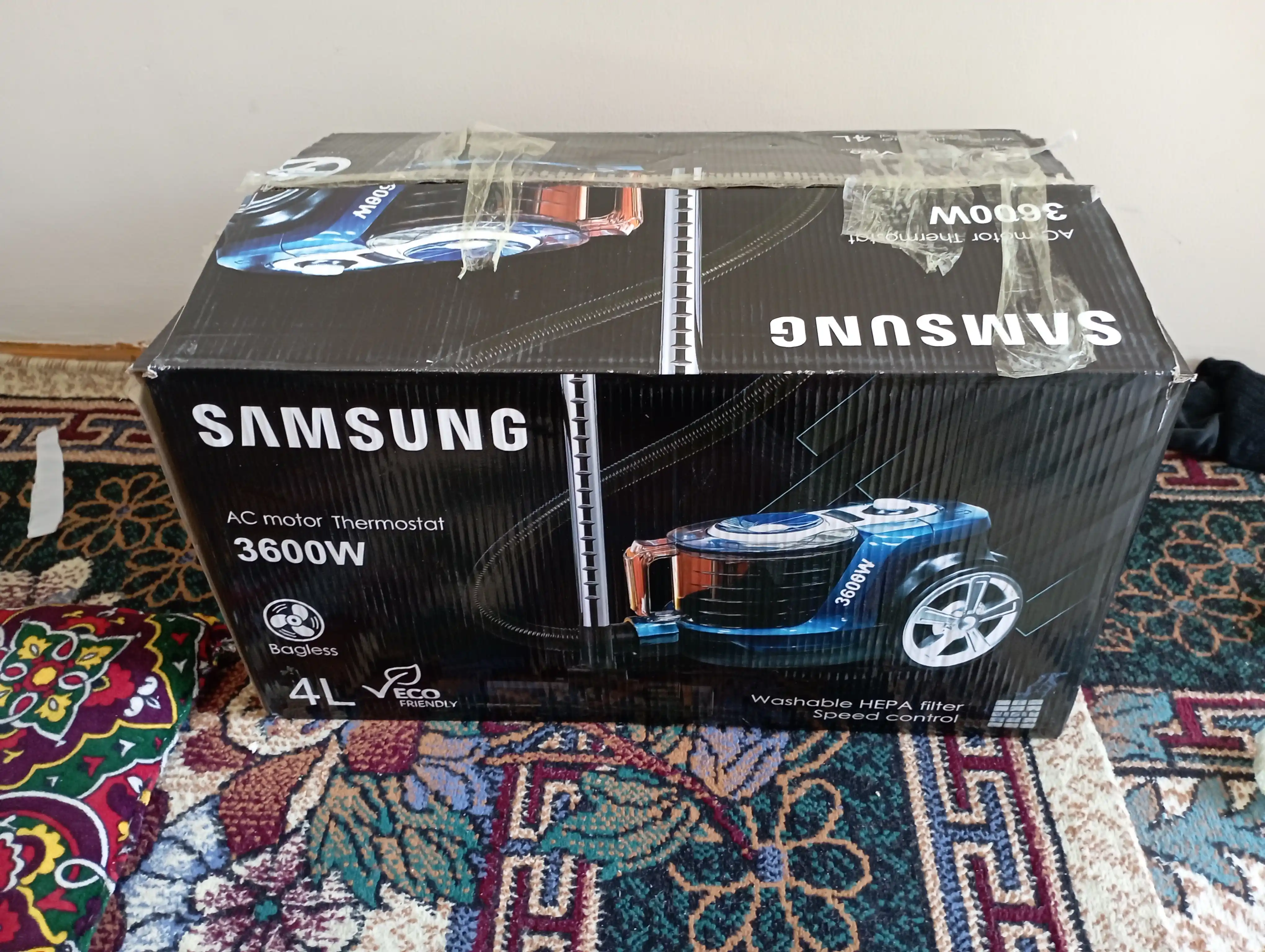 Пылесос Samsung мощный 3600W, инновационный циклонный, телескопической трубой, HEPA фильтр
