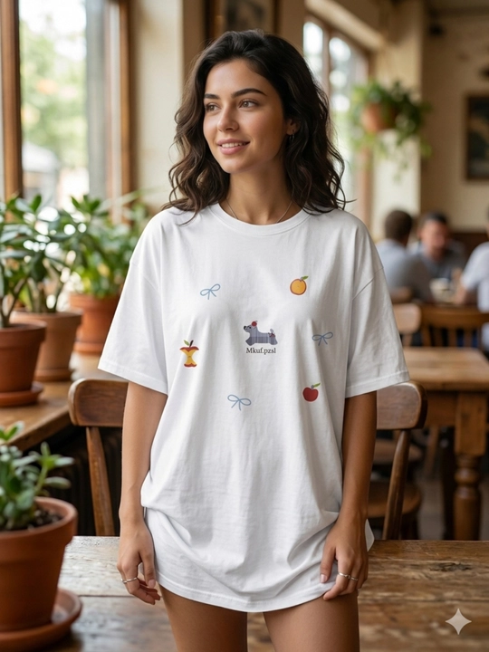 Женская basic oversize футболка — стильная повседневная летняя одежда - 