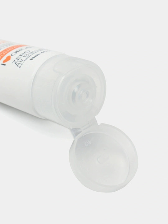 Quyoshdan himoya qiluvchi va namlovchi kremi Disaar, SPF 90+, 40 g