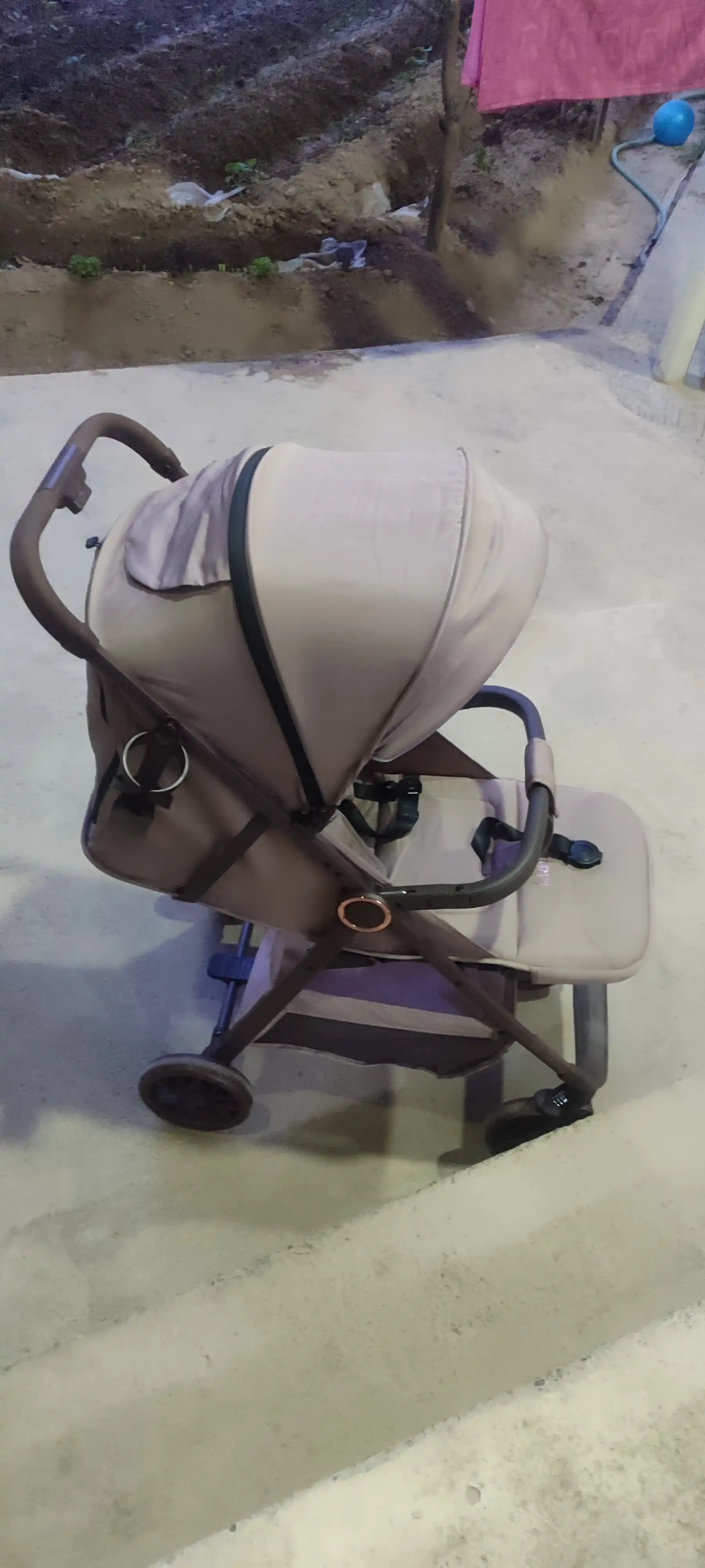 Прогулочная коляска Kidilo C6F – легкая и удобная