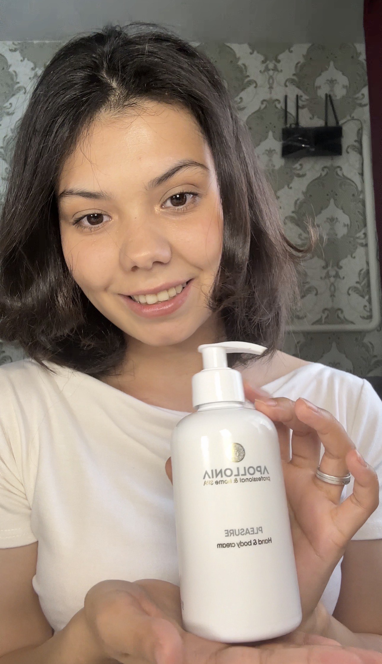 Крем для рук и тела APOLLONIA Hand & body cream, 300 мл