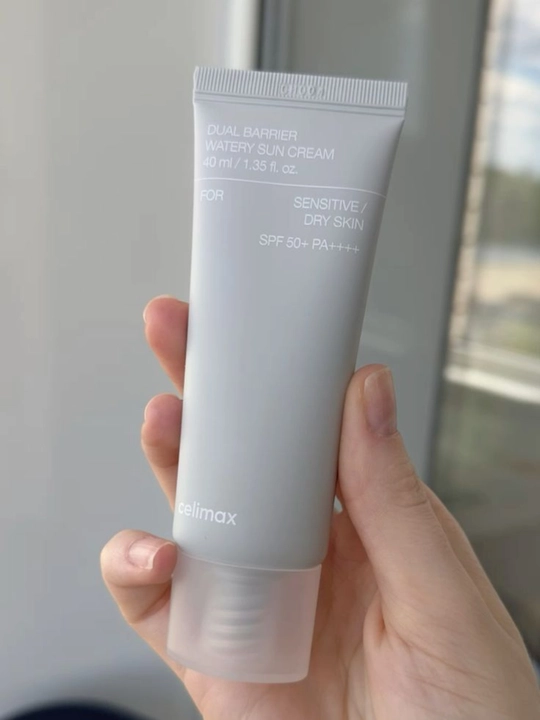 Celimax Dual Barrier Watery Sun Cream SPF50+ PA++++ солнцезащитный крем для лица, 50 мл