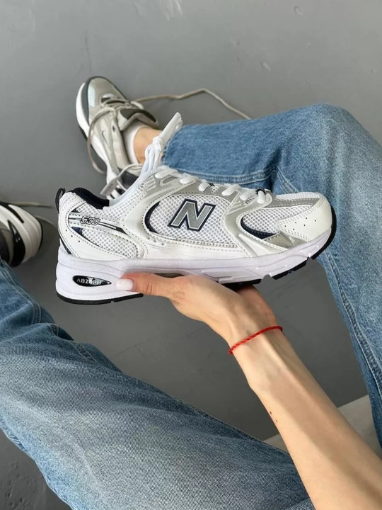 Erkaklar va ayollar uchun setkali krossovkalar. NB Balance 530 bahor va kuz mavsumi uchun
