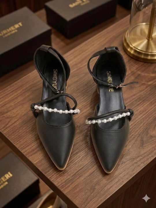 Ayollar uchun nafis tufli, o‘tkir uchli, marjonli, past poshnali, slingback model - 