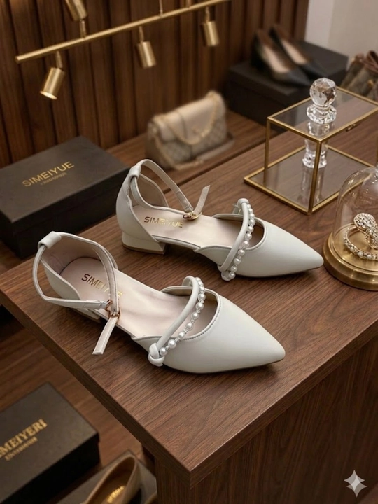 Ayollar uchun nafis tufli, o‘tkir uchli, marjonli, past poshnali, slingback model - 