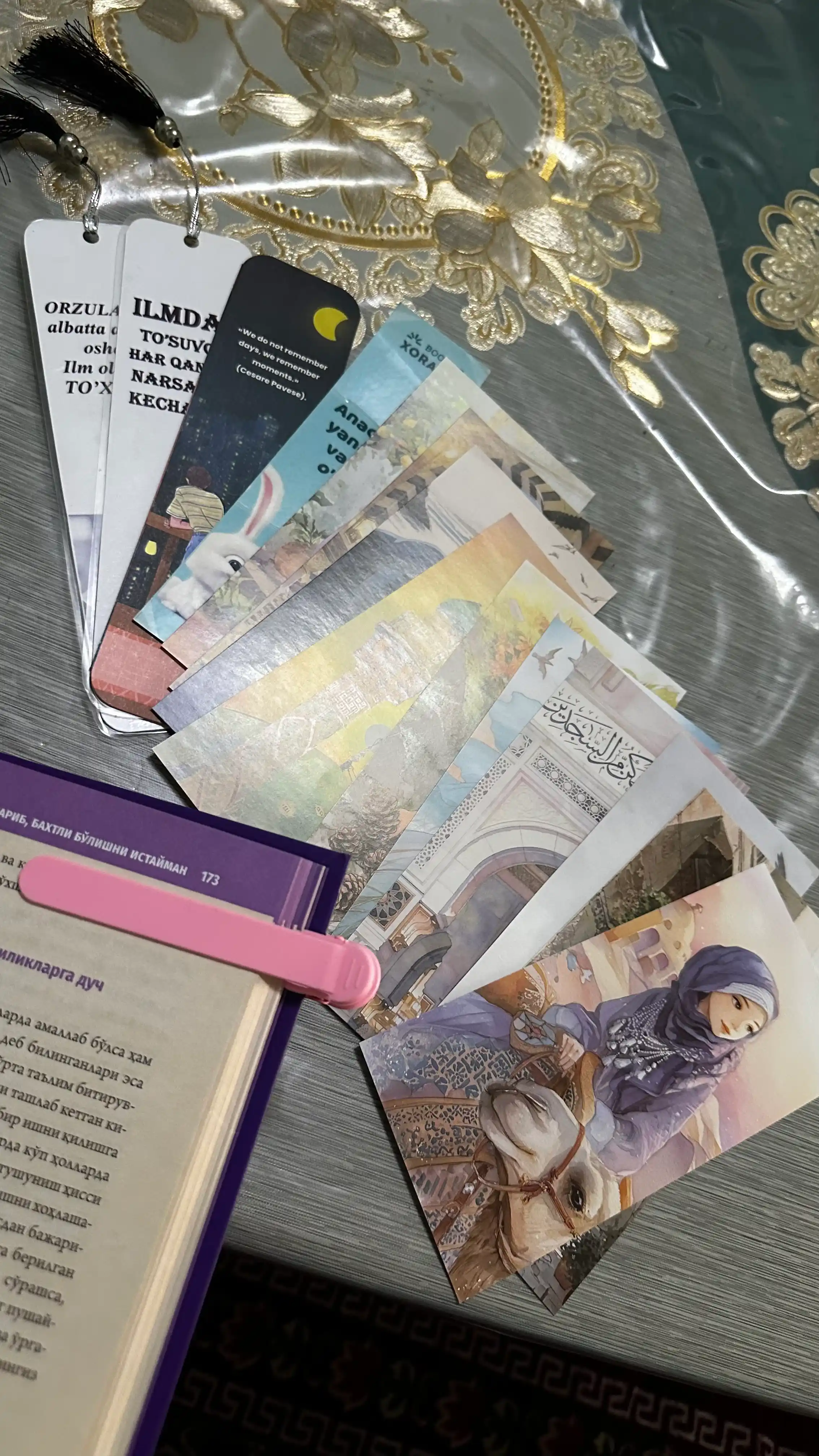 Shaxsiy silikon kitob belgisi o‘qish uchun zakladkalar