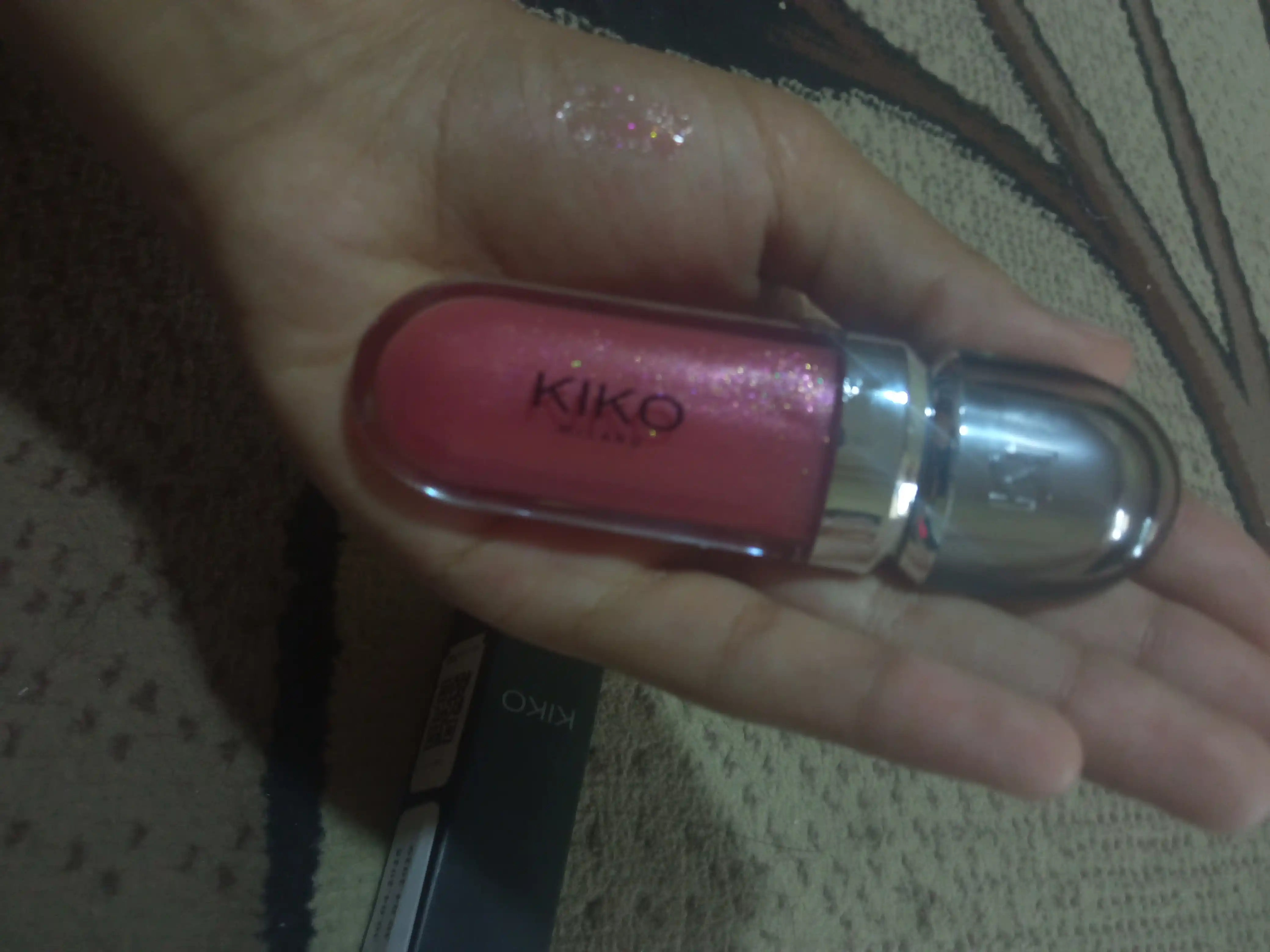 Suyuq lab bo'yog'i, blesk, 6.5 ml, 3D effect bilan