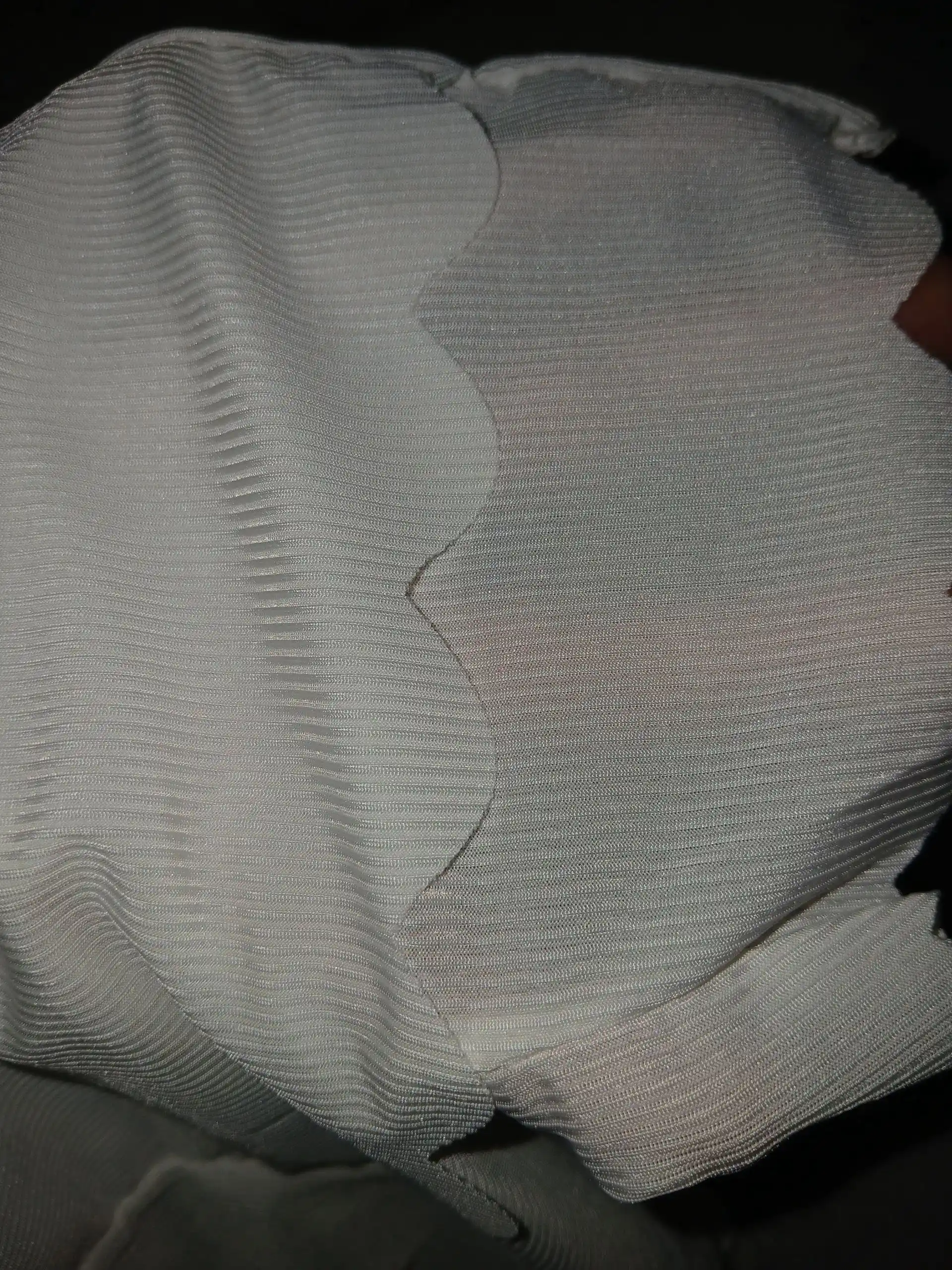 Trustik. Yubka va ko'lak ostidadan kiyiladigan shortilar, yubka legginslari