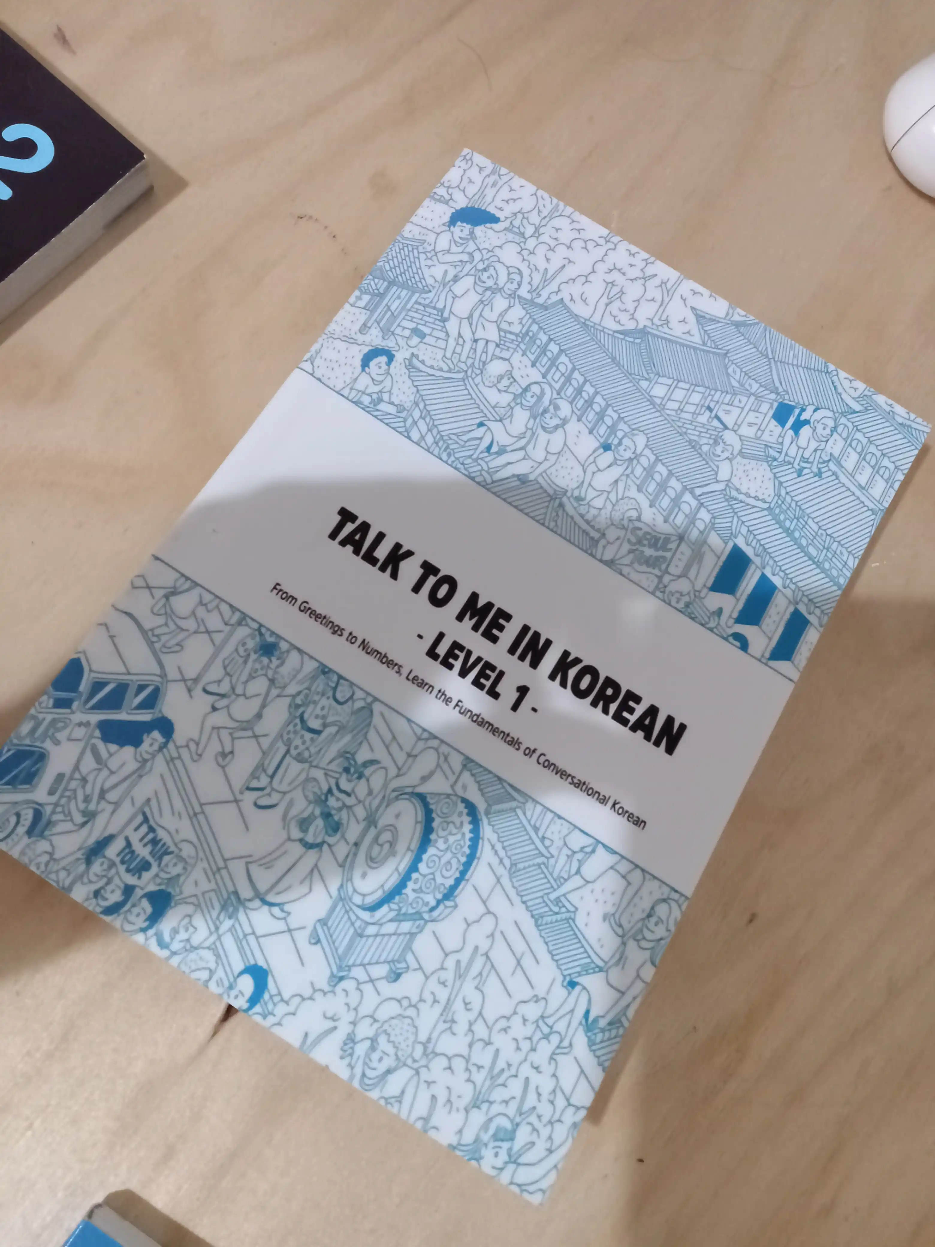 Talk To Me in Korean, Students Book