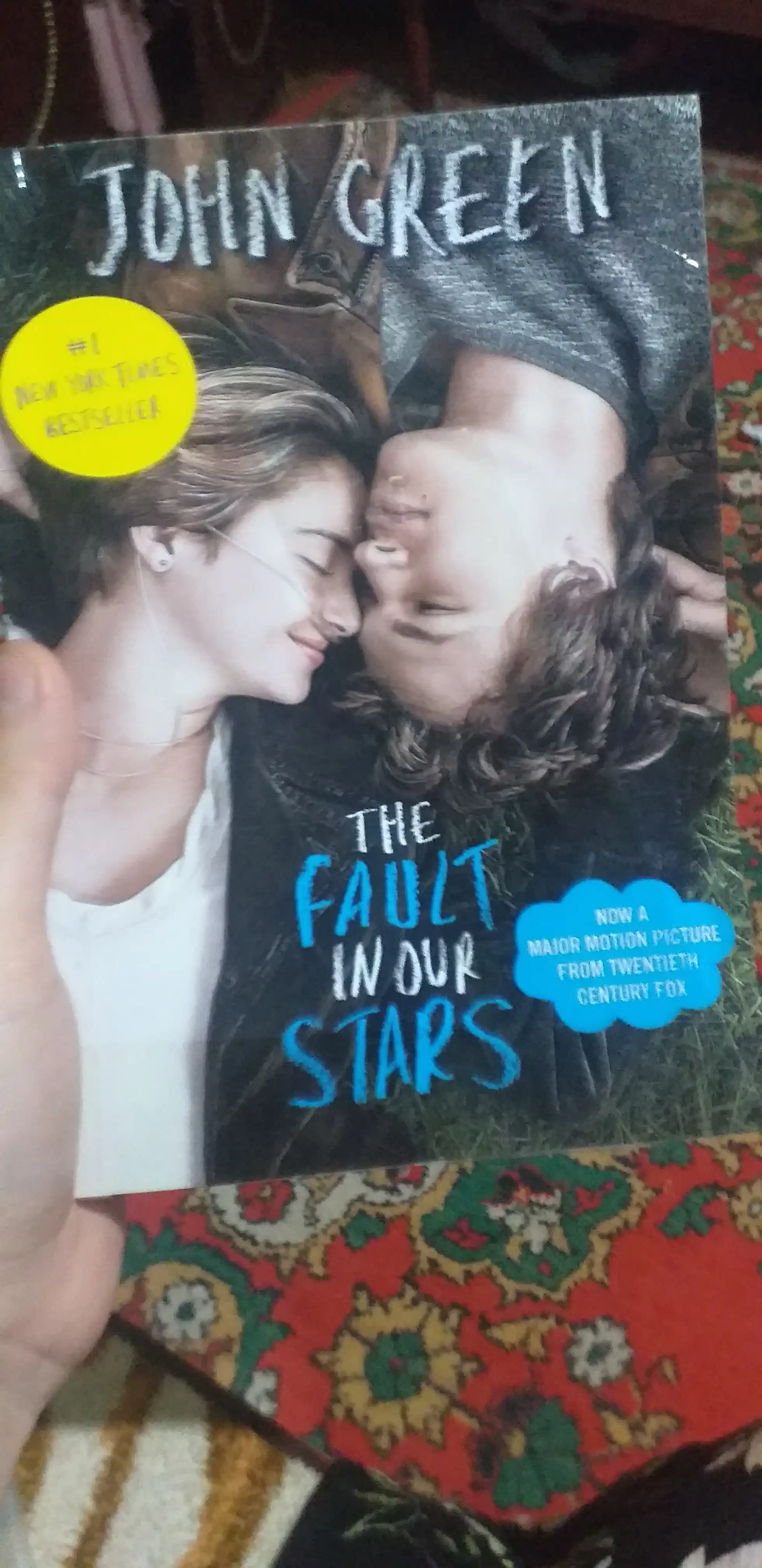 Kitob The fault in our stars, John Green, ingliz tilida