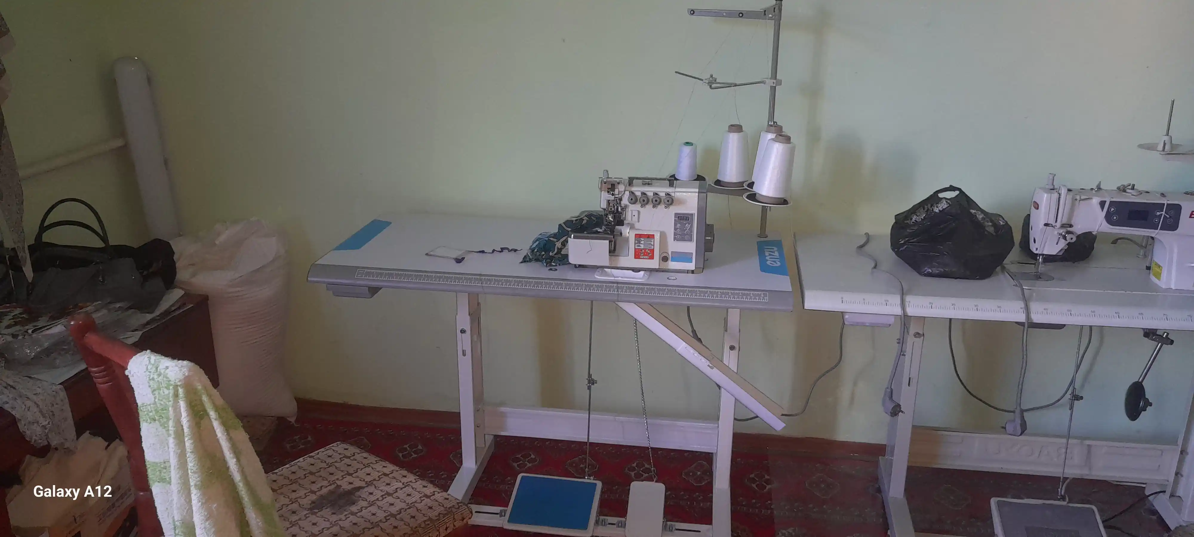 Tikuv mashinasi ENZU D-952, overlock, avtomatik moylash, ko‘p qatlamli matolar uchun
