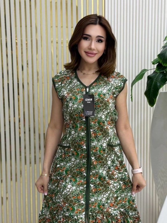 Ayollar uchun yengsiz uy xalati