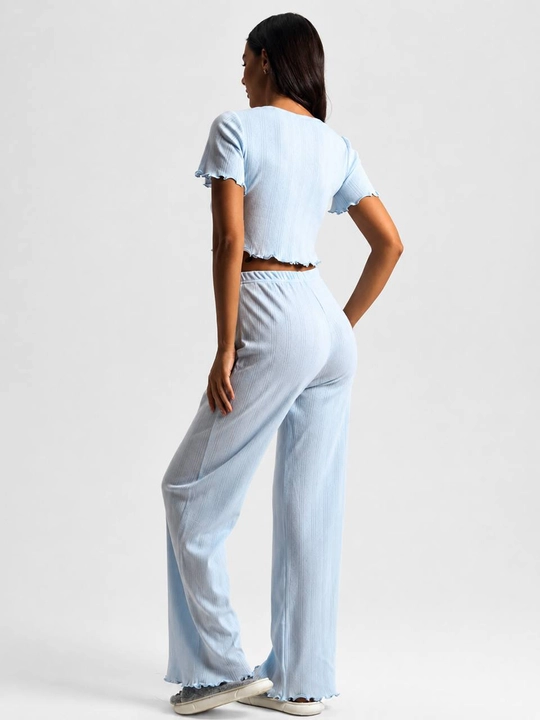 Ayollar uchun Pinterest uslubidagi yumshoq ajur pijama – shortik va shimli, Pinterest