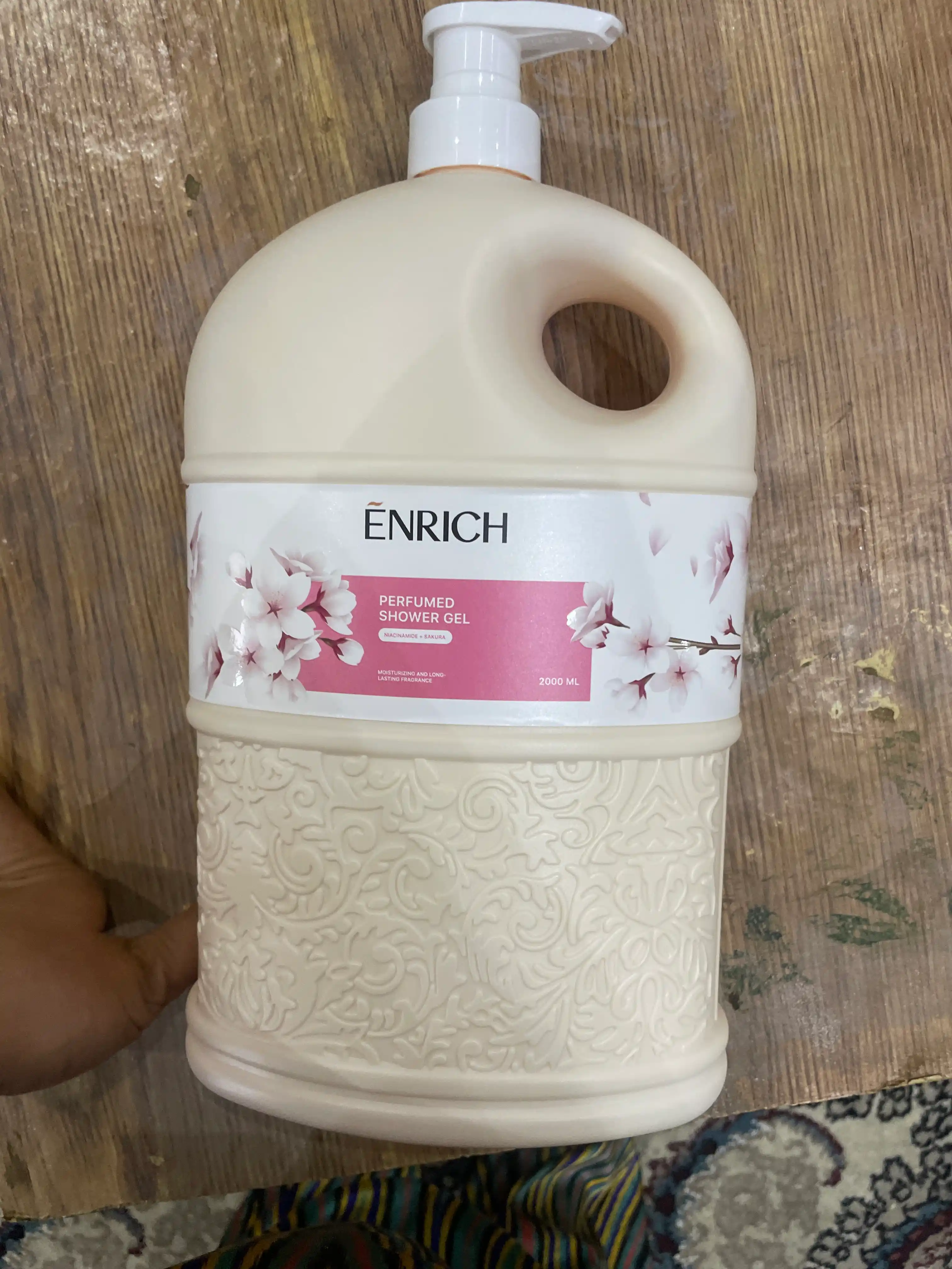 Гель для душа парфюмированный Enrich, густой, увлажняющий для всех типов кожи, 1000/2000мл