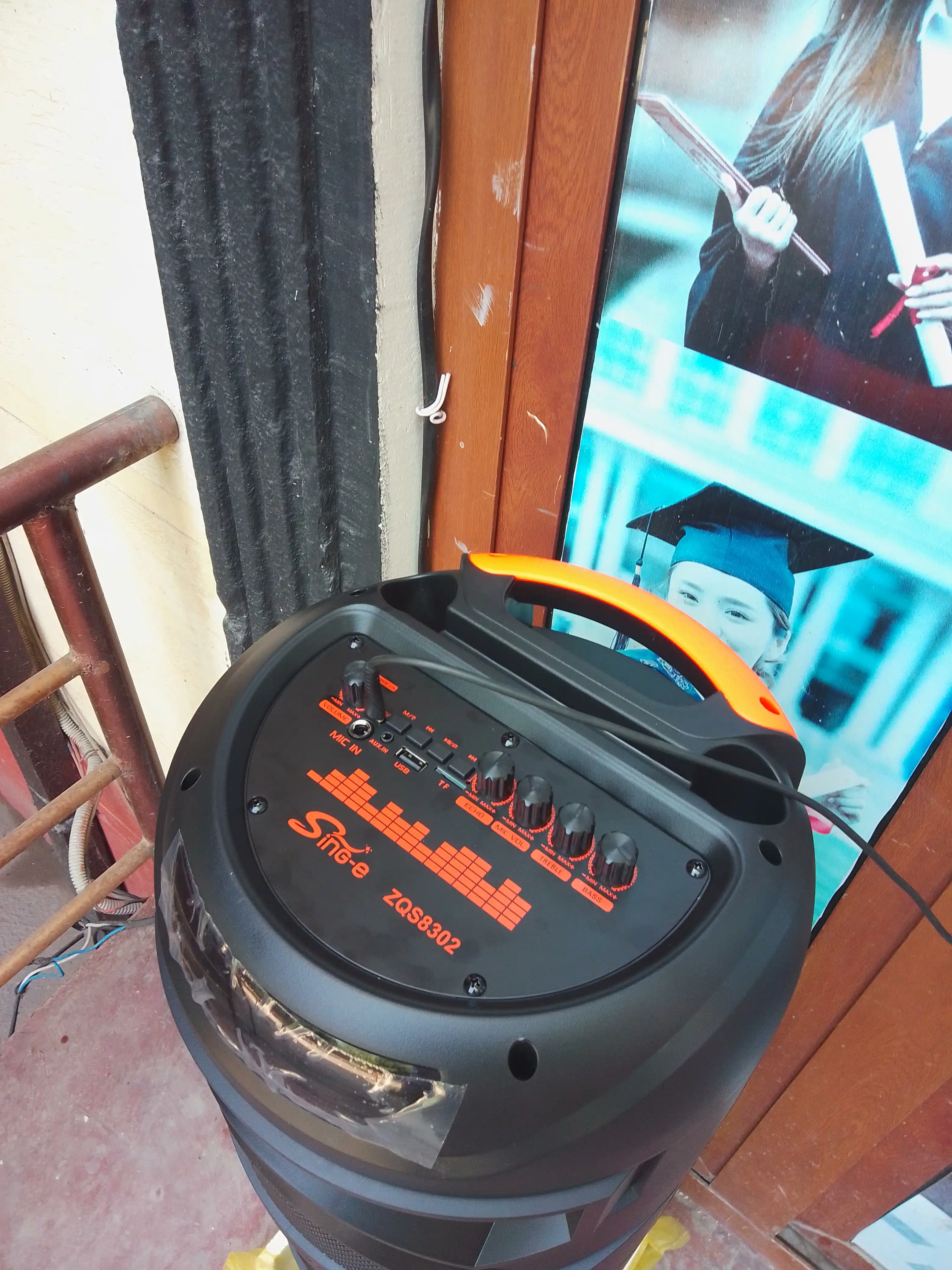 Katta Bluetooth simsiz karnay, karaoke, RGB yoritish, mikrofon va pult bilan