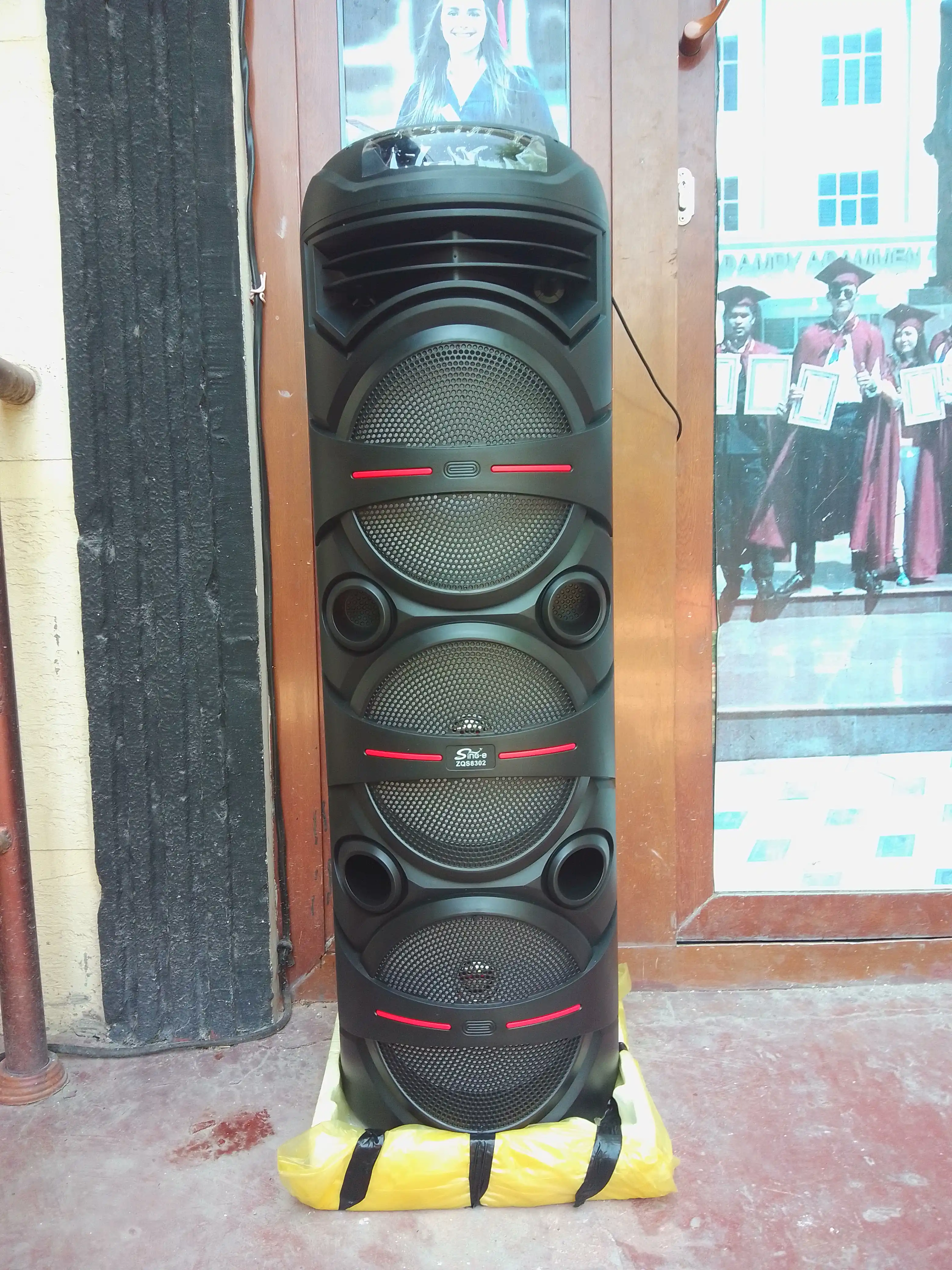Katta Bluetooth simsiz karnay, karaoke, RGB yoritish, mikrofon va pult bilan