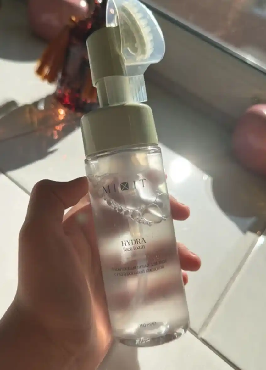 MIXIT Gialuron kislotali yuz uchun namlovchi penka, 150 ml
