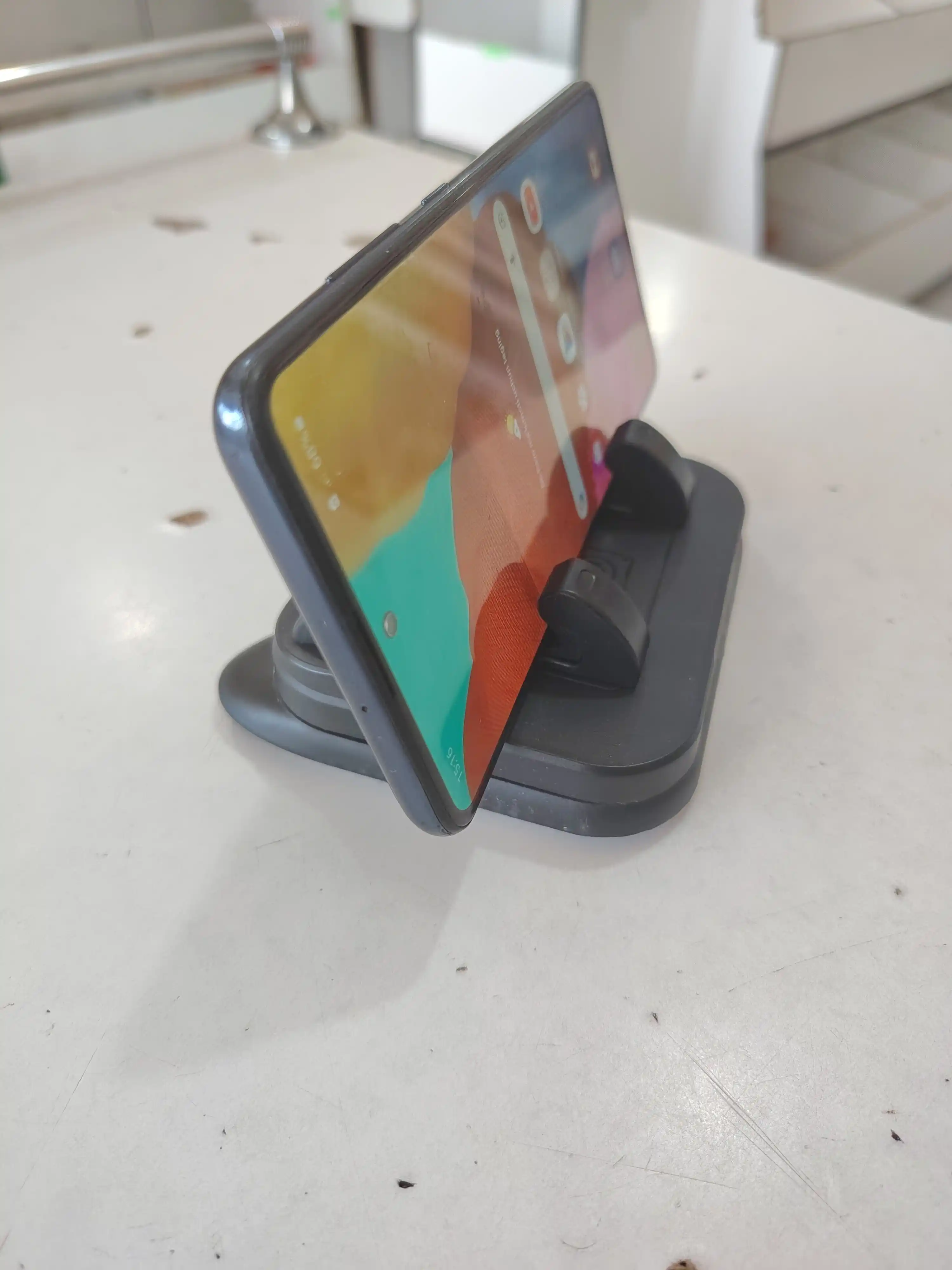 2 tasi 1 da mashina telefon ushlagich 360° aylanuvchi sirpanmas silikon raqamli panel