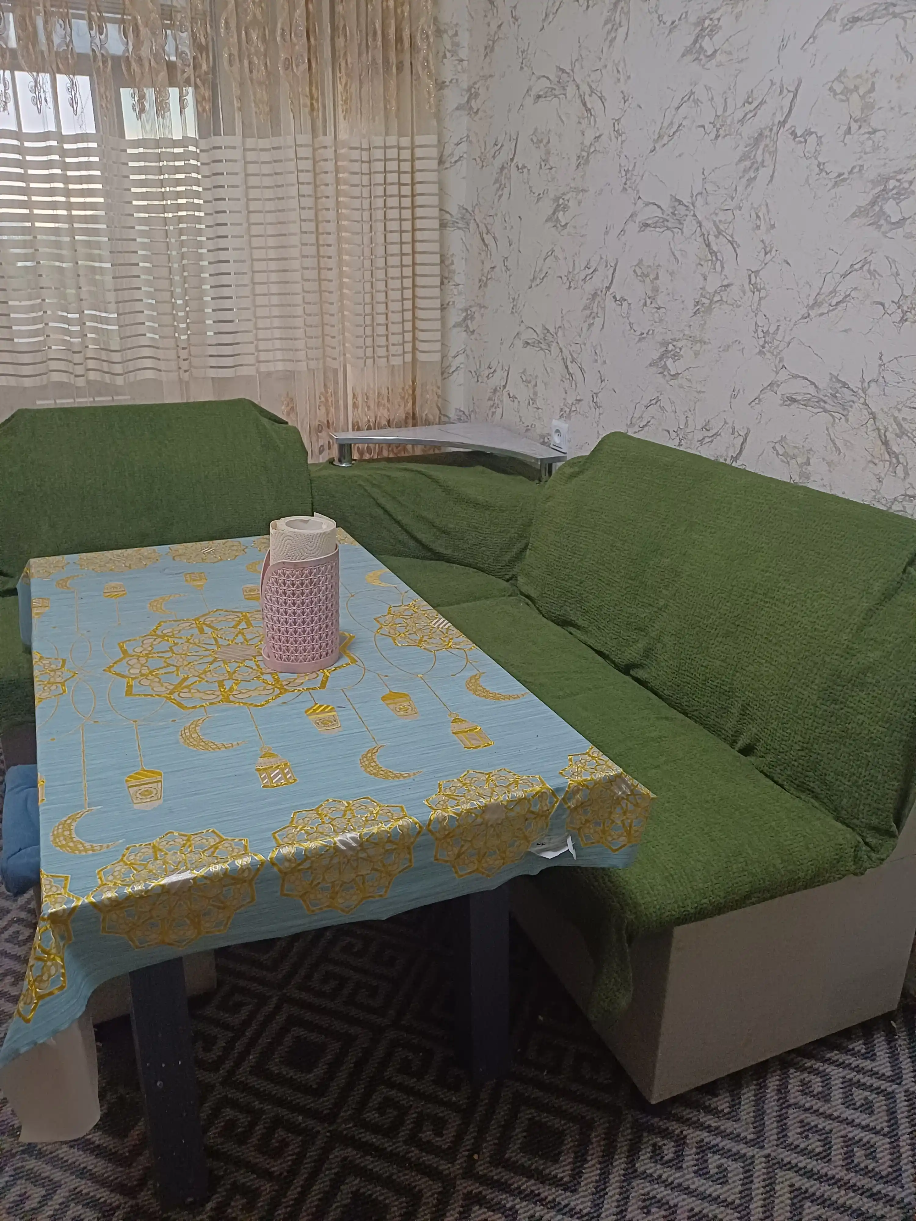 Mebel va choyshablar uchun tukli, fakturali mato (150×200 / 150×300)