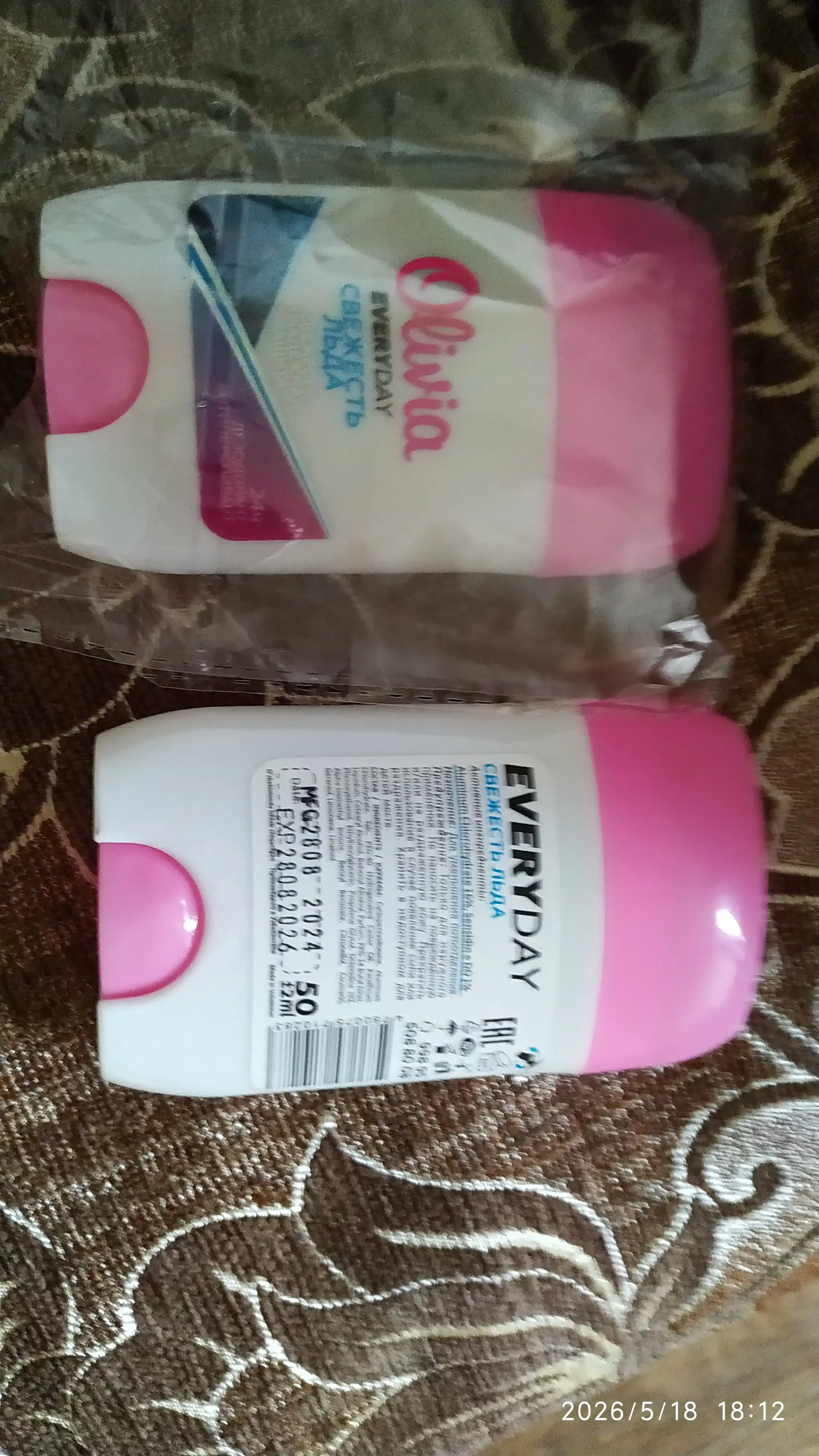 Ayollar uchun antiperspirant dezodorant tayoq Olivia Everyday Tabiatning kuchi, 50 g
