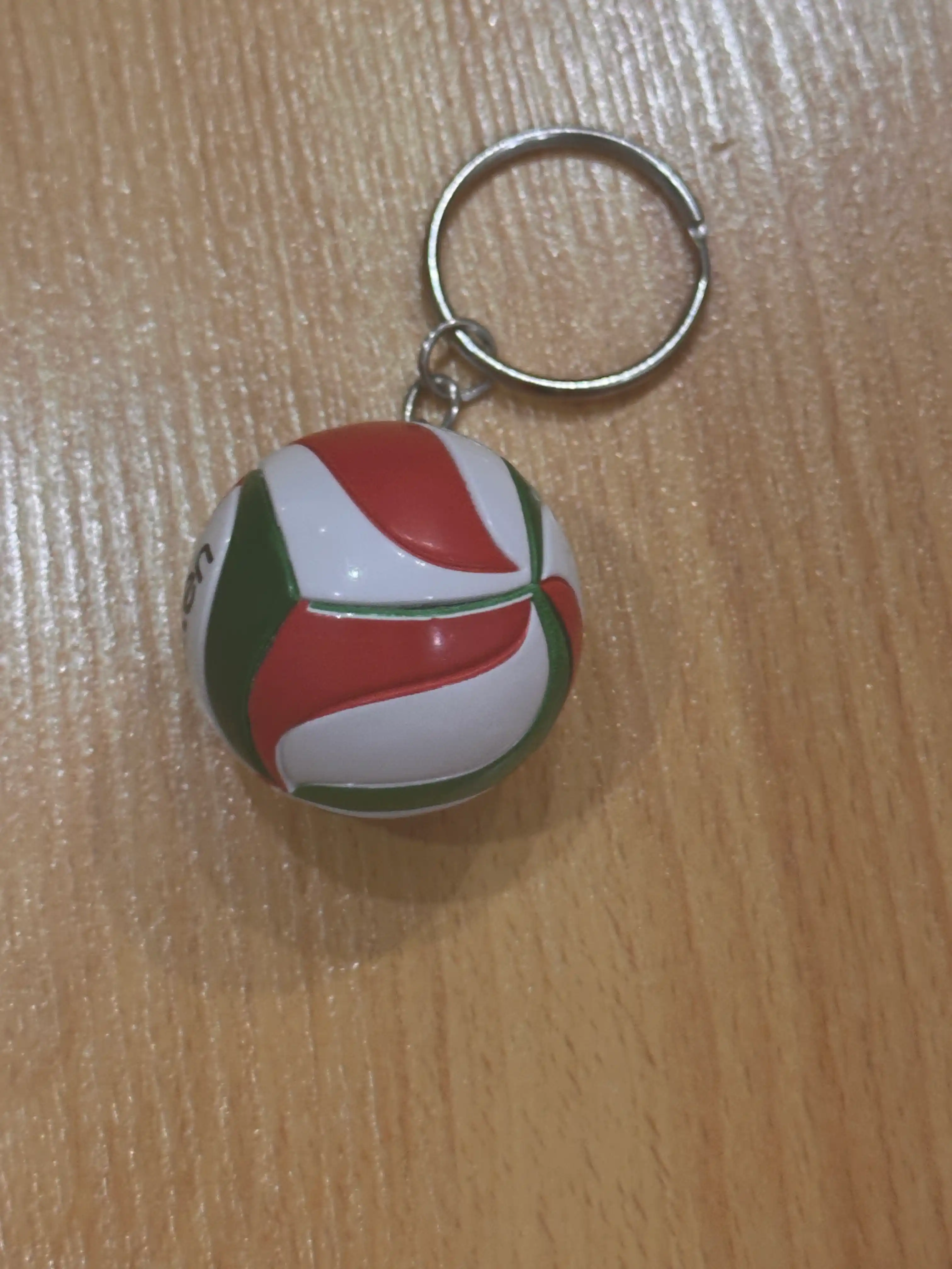 Брелок в виде волейбольного мяча