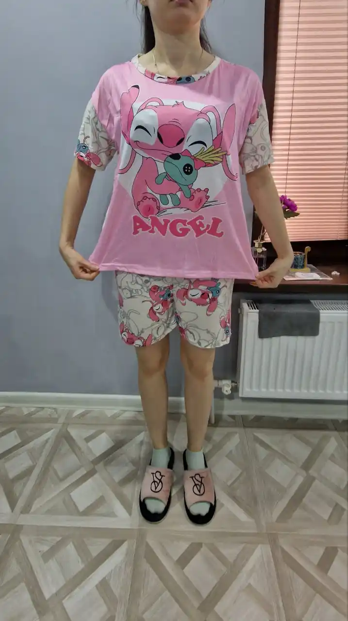 Ayollar pijamasi, 3 tasi 1 da - shortik, shim va futbolka, ayollar uchun uy kiyimi