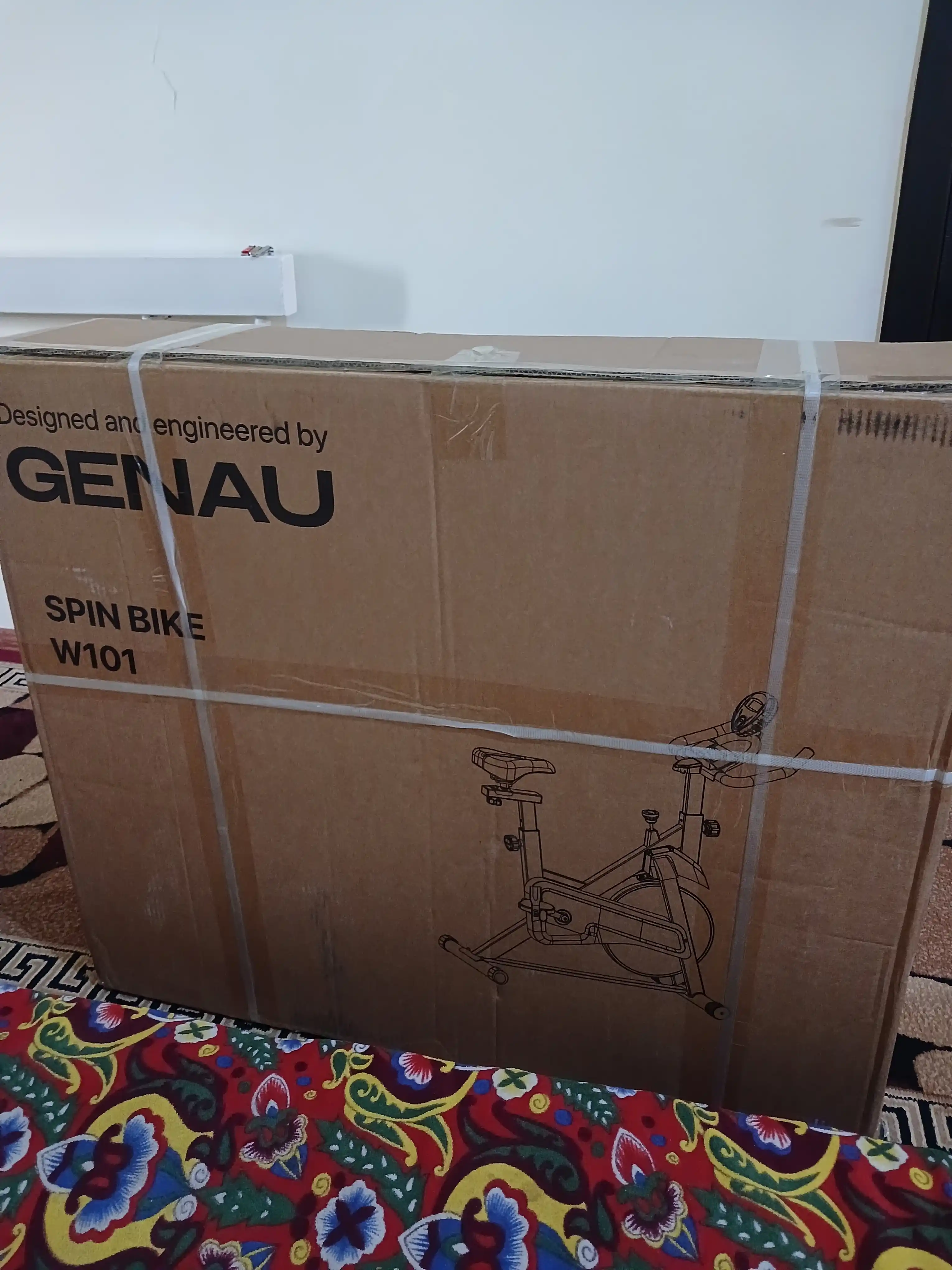 Велотренажер Genau Spin Bike W101, маховик 8 кг, максимальный вес 120 кг *SB1-05A